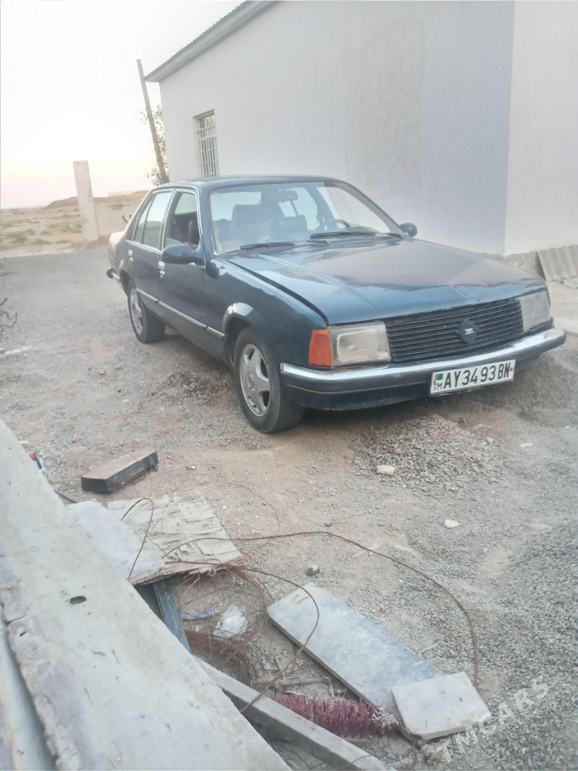 Opel Vectra 1989 - 20 000 TMT - Туркменбаши - img 1