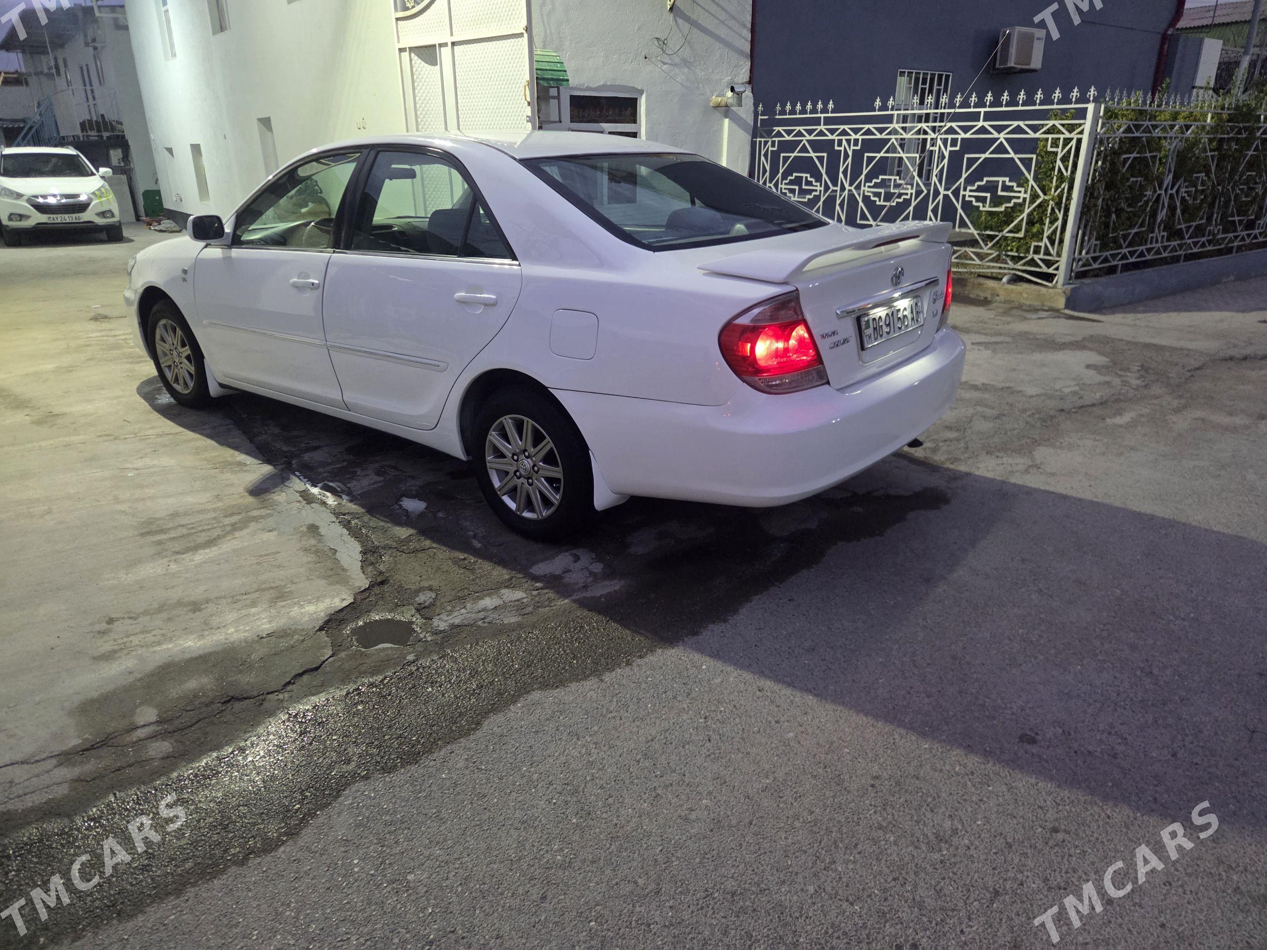 Toyota Camry 2003 - 172 000 TMT - "Altyn Asyr" Gündogar bazary (Jygyllyk) - img 1
