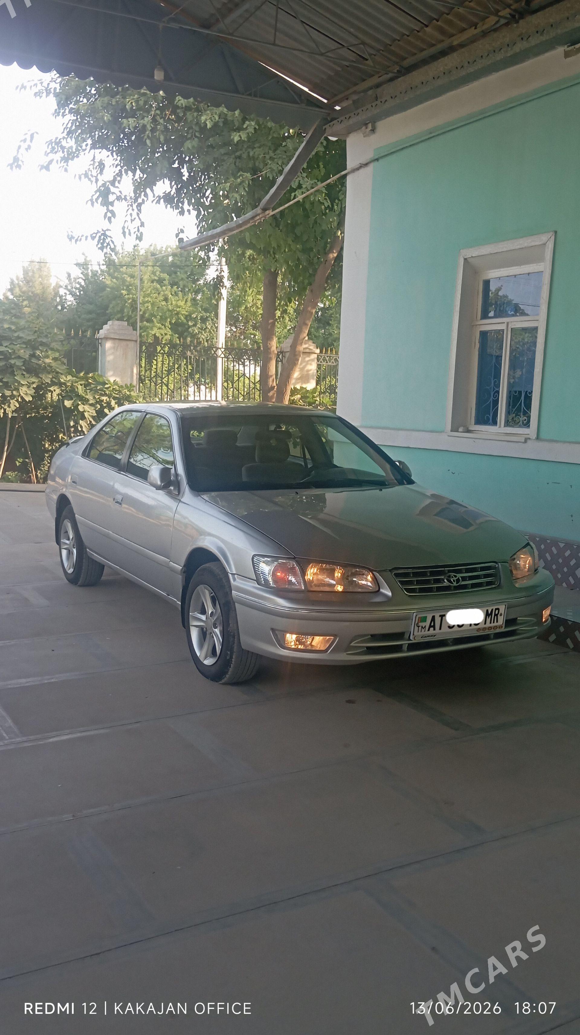 Toyota Camry 2000 - 170 000 TMT - Мары - img 1