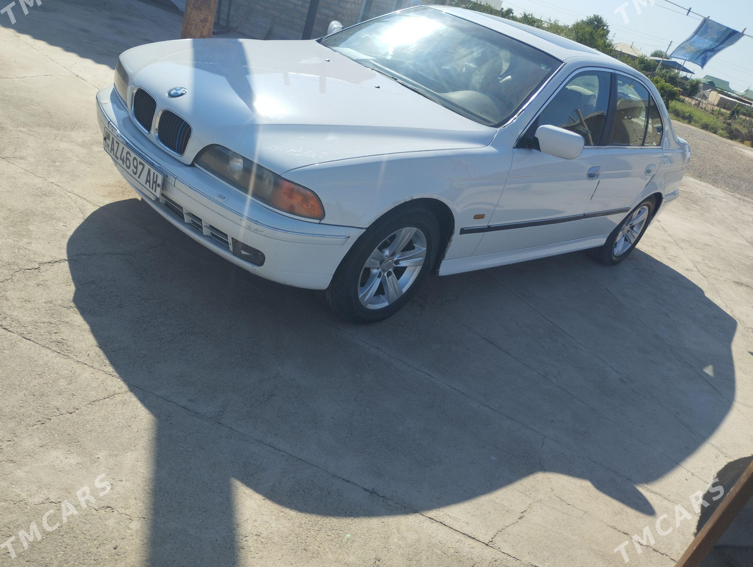 BMW 528 2000 - 85 000 TMT - Babadaýhan - img 1
