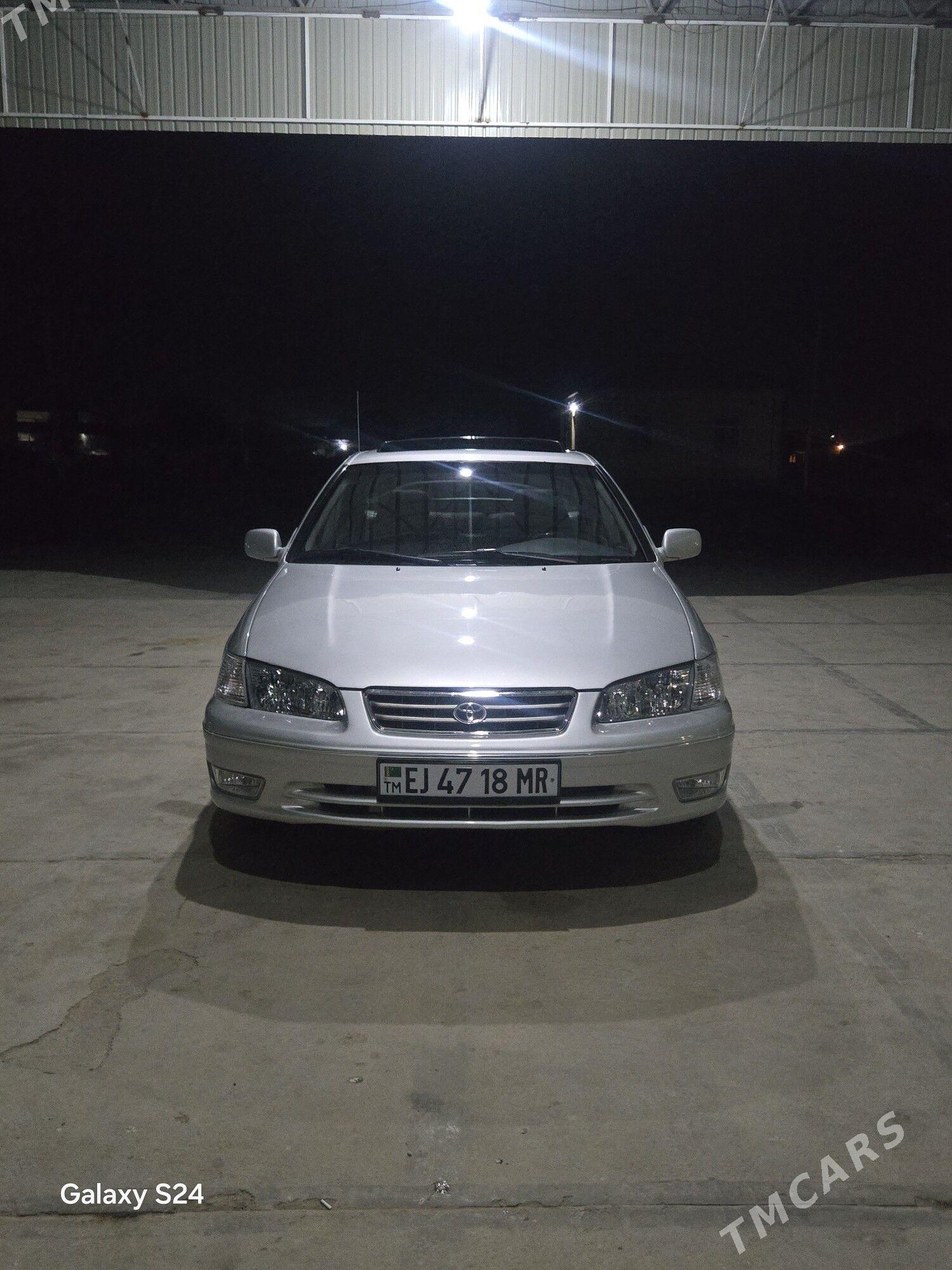 Toyota Camry 2001 - 215 000 TMT - Мары - img 1