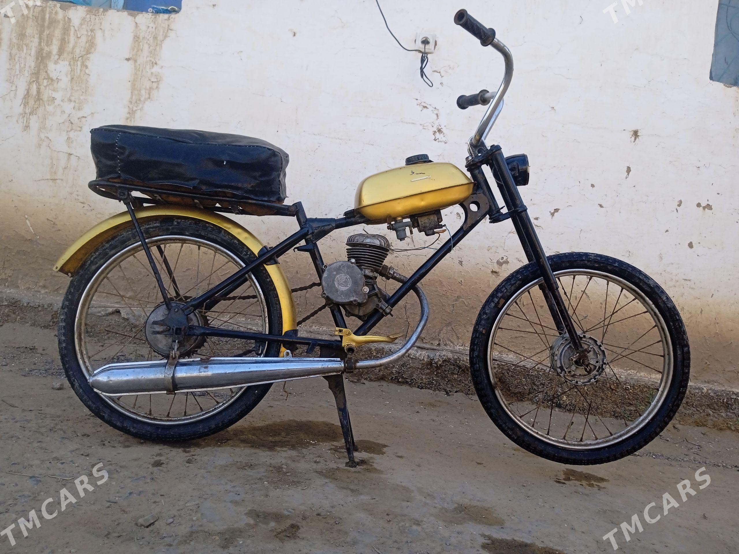 Fekon FK150-8G 2002 - 1 300 TMT - Ёлётен - img 1