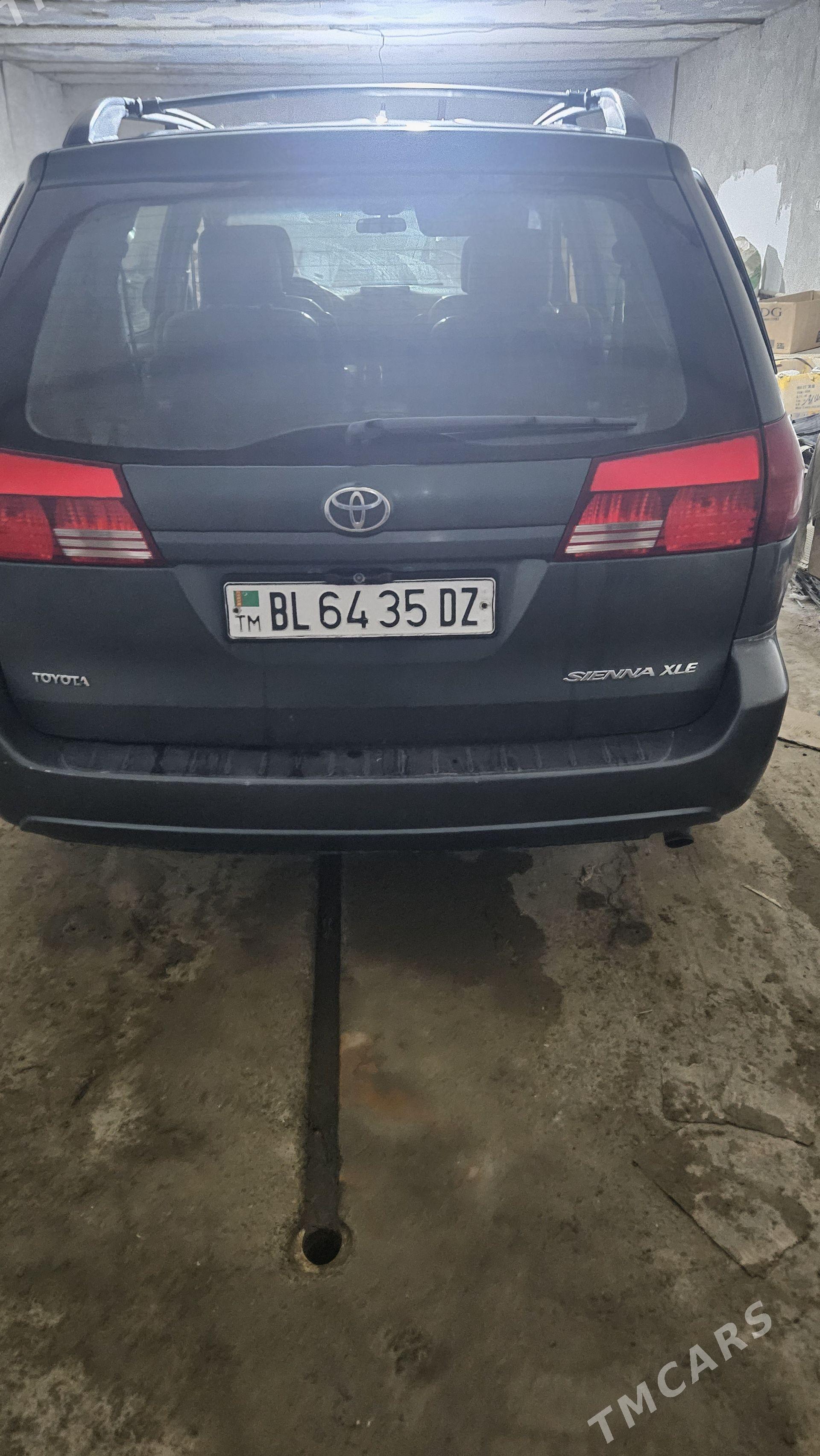 Toyota Sienna 2004 - 280 000 TMT - Дашогуз - img 1