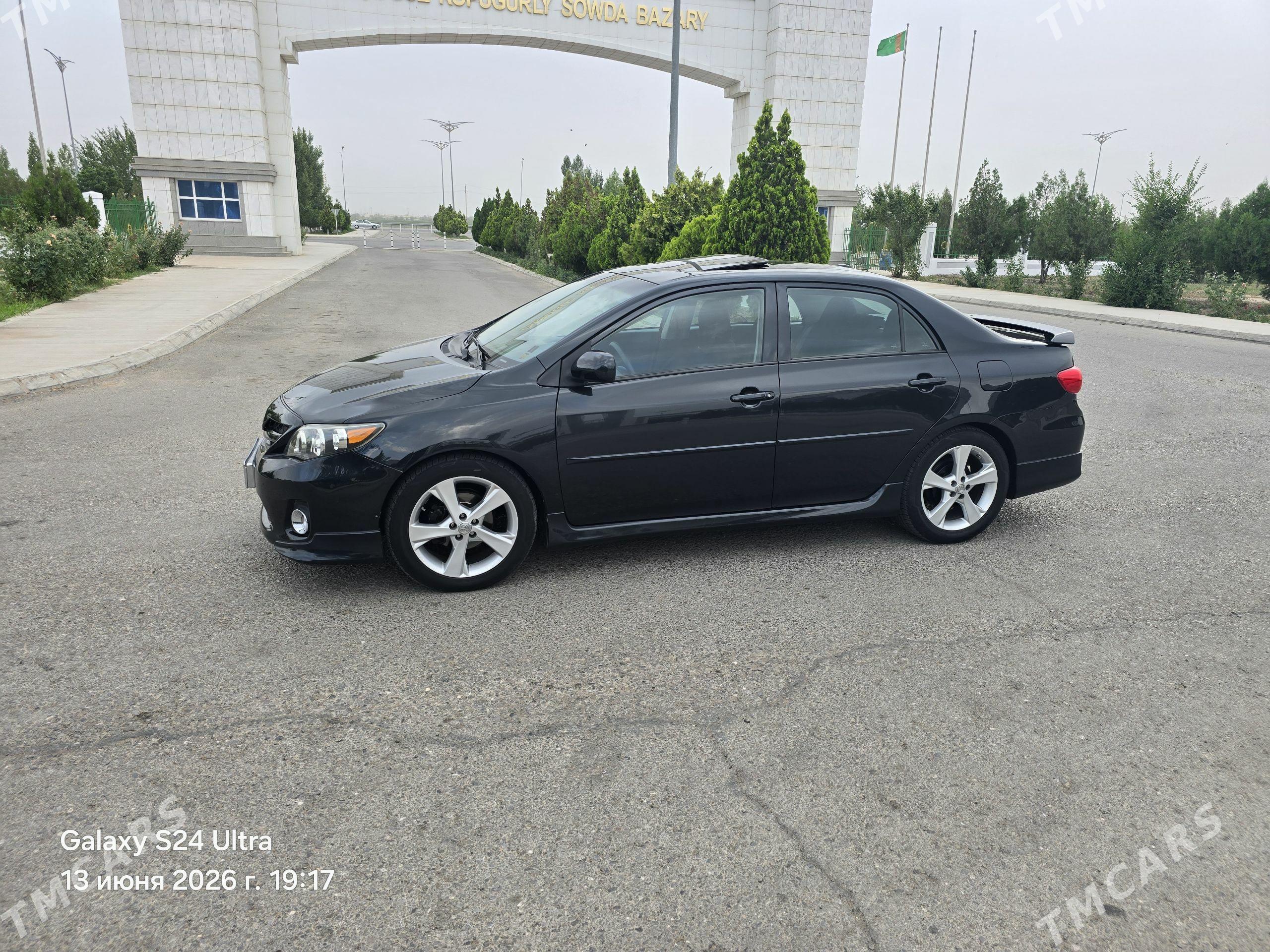 Toyota Corolla 2013 - 200 000 TMT - Дашогуз - img 1