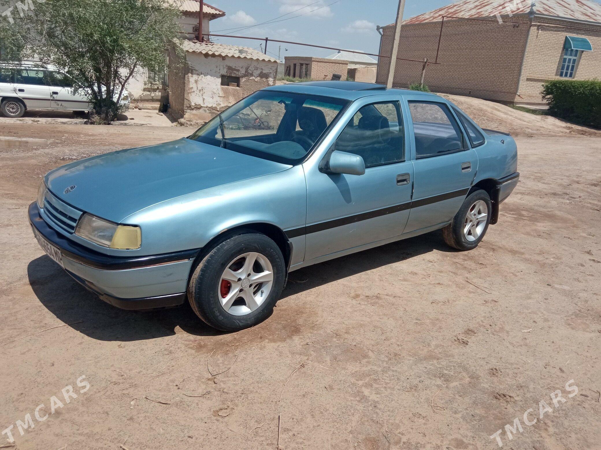 Opel Vectra 1990 - 30 000 TMT - Байрамали - img 1
