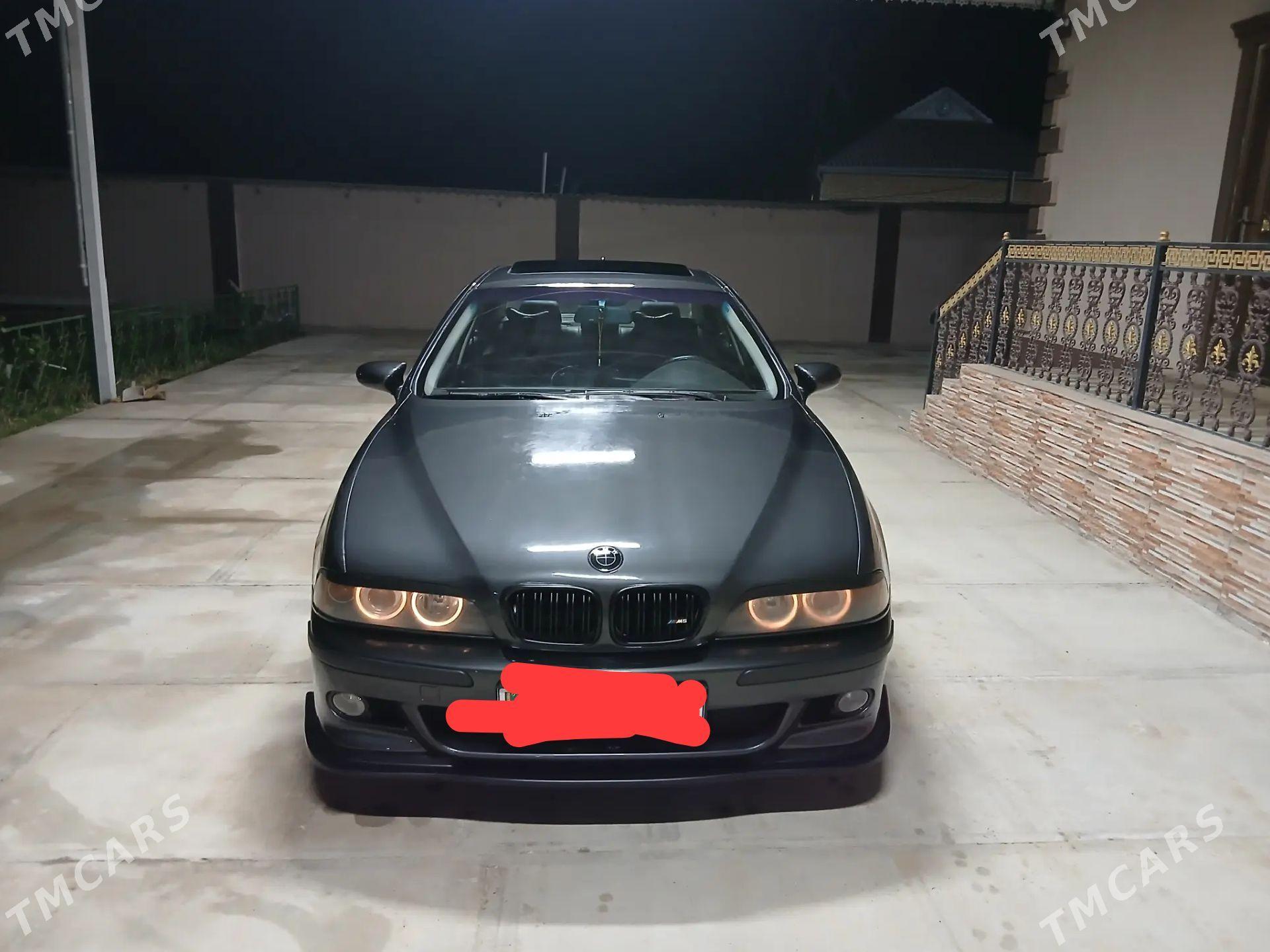 BMW E39 2001 - 150 000 TMT - Mary - img 1