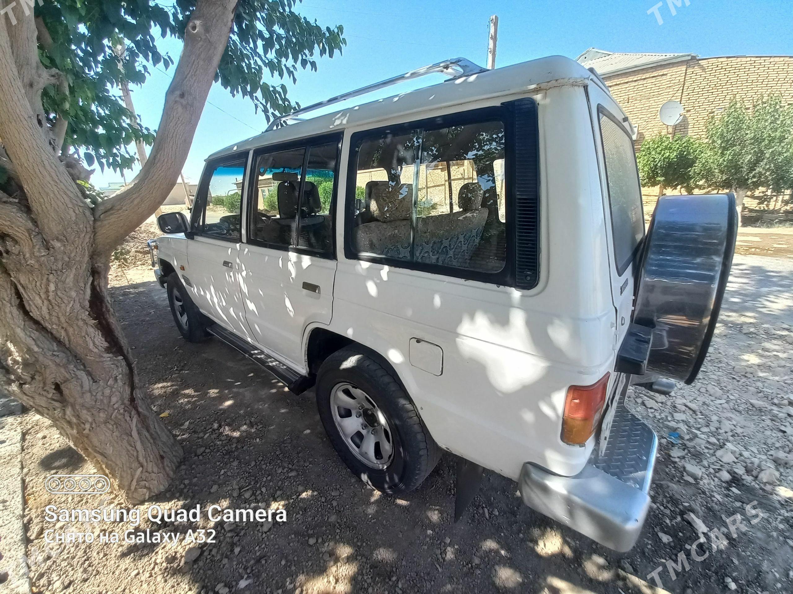 Mitsubishi Pajero 1988 - 60 000 TMT - Мары - img 1