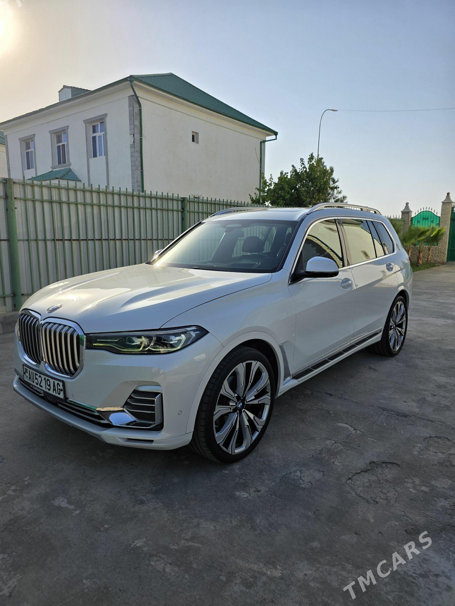 BMW X7 2020 - 1 270 000 TMT - G.Kuliýew köç. (Obýezdnoý) - img 1
