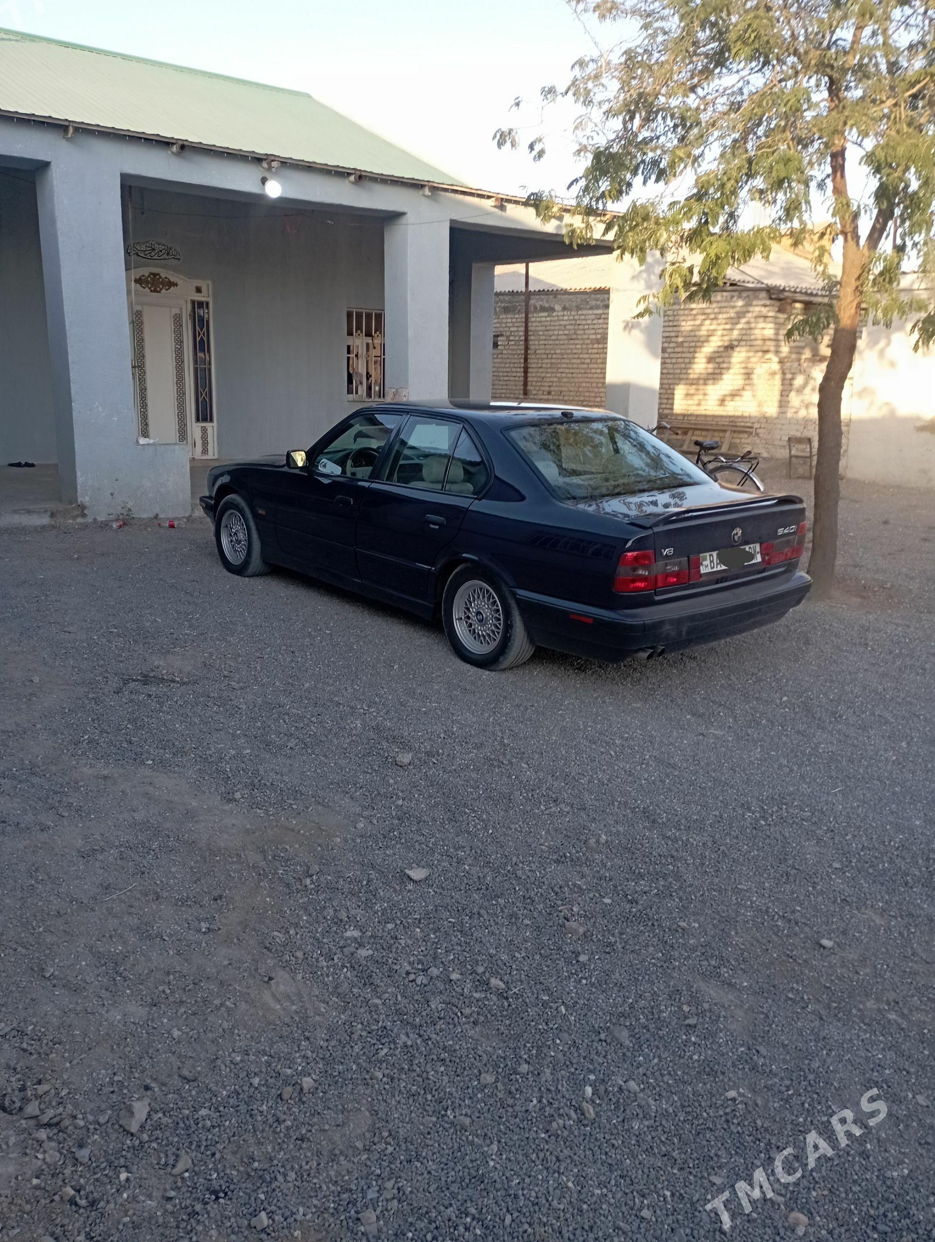 BMW E34 1993 - 60 000 TMT - Берекет - img 1