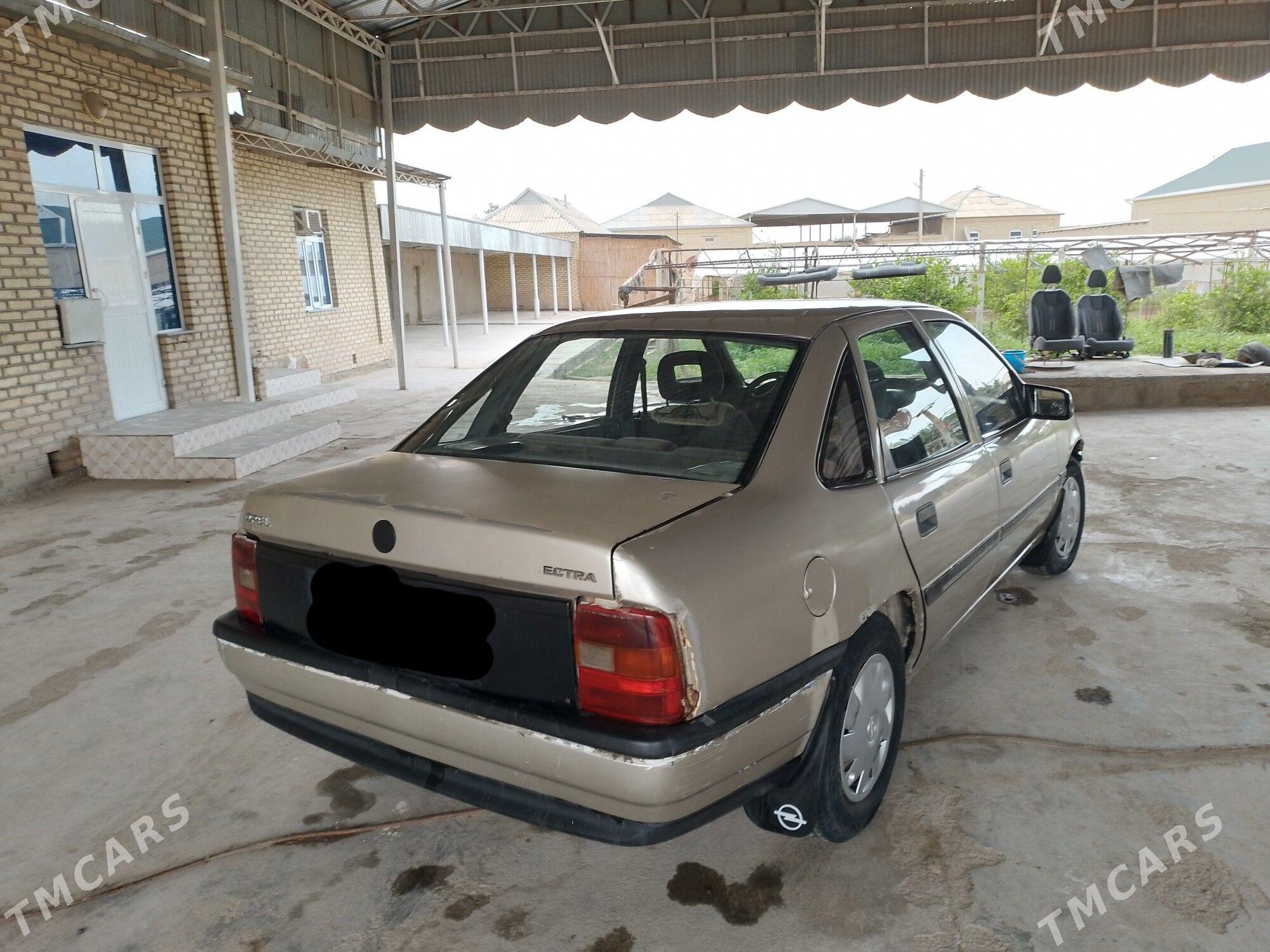 Opel Vectra 1992 - 26 000 TMT - Mary - img 1