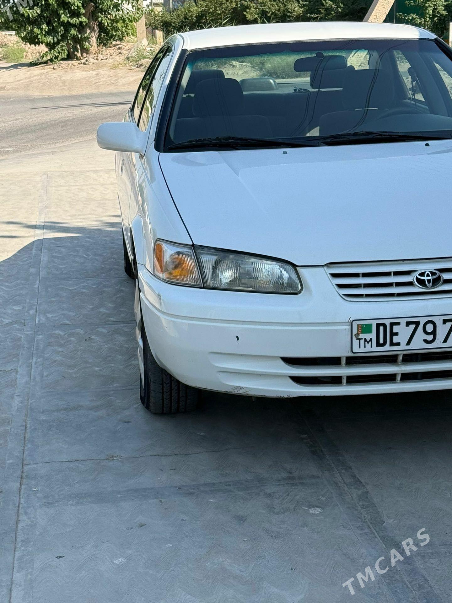 Toyota Camry 1999 - 179 000 TMT - Мары - img 1