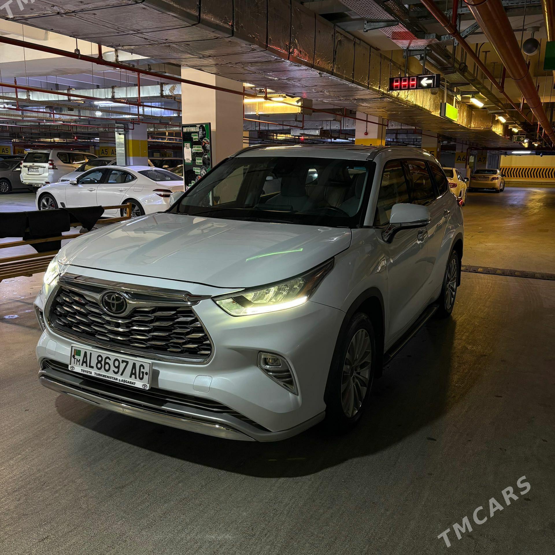 Toyota Highlander 2020 - 468 000 TMT - Ашхабад - img 1