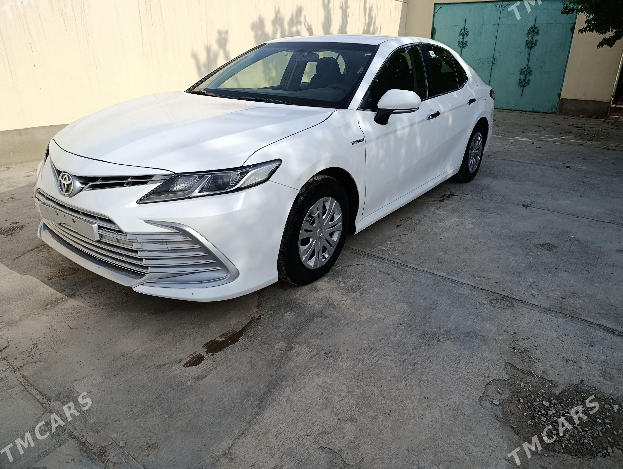 Toyota Camry 2022 - 228 000 TMT - Дашогуз - img 1