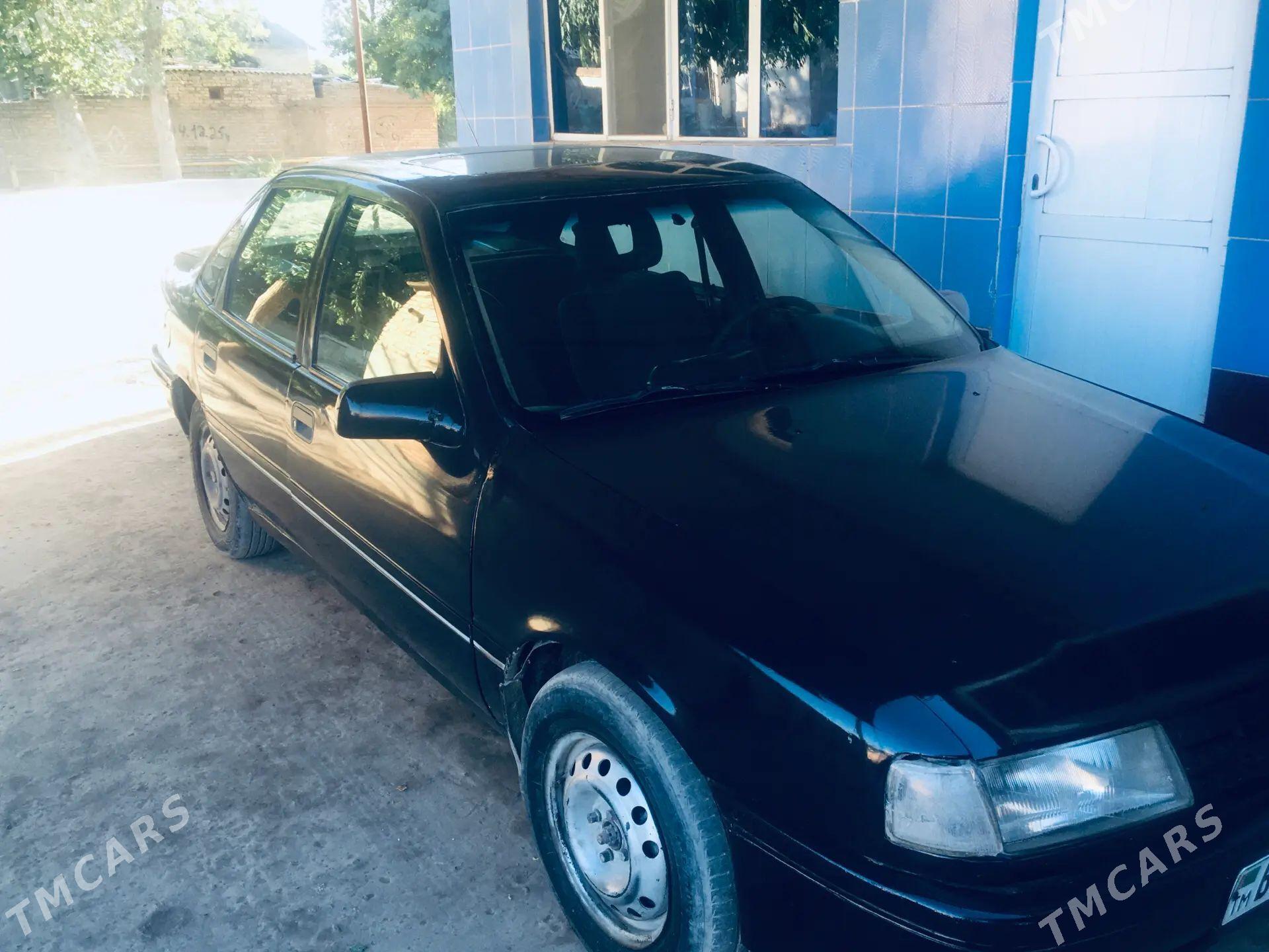 Opel Vectra 1990 - 26 000 TMT - Saýat - img 1