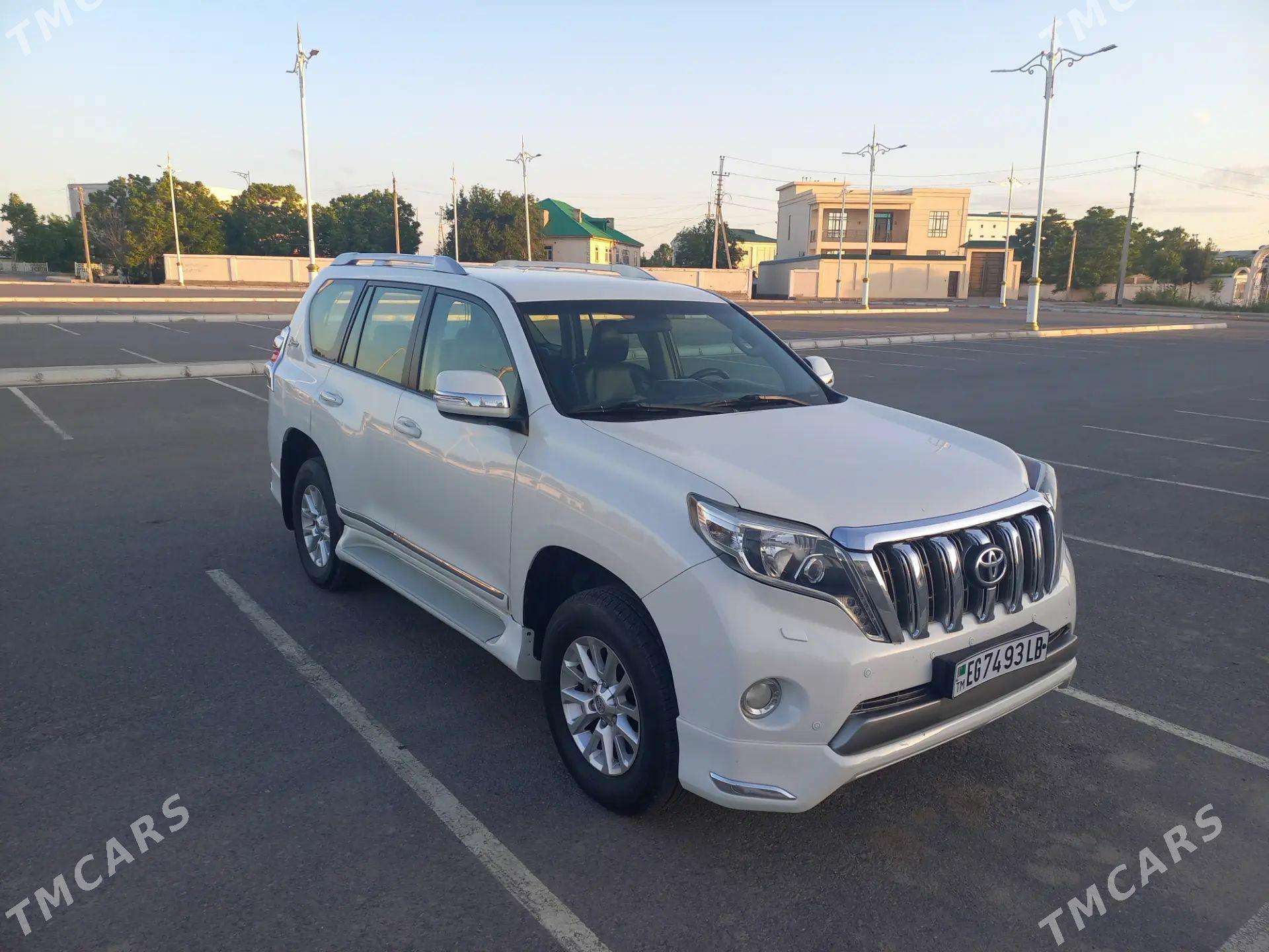 Toyota Land Cruiser Prado 2015 - 700 000 TMT - Туркменабат - img 1