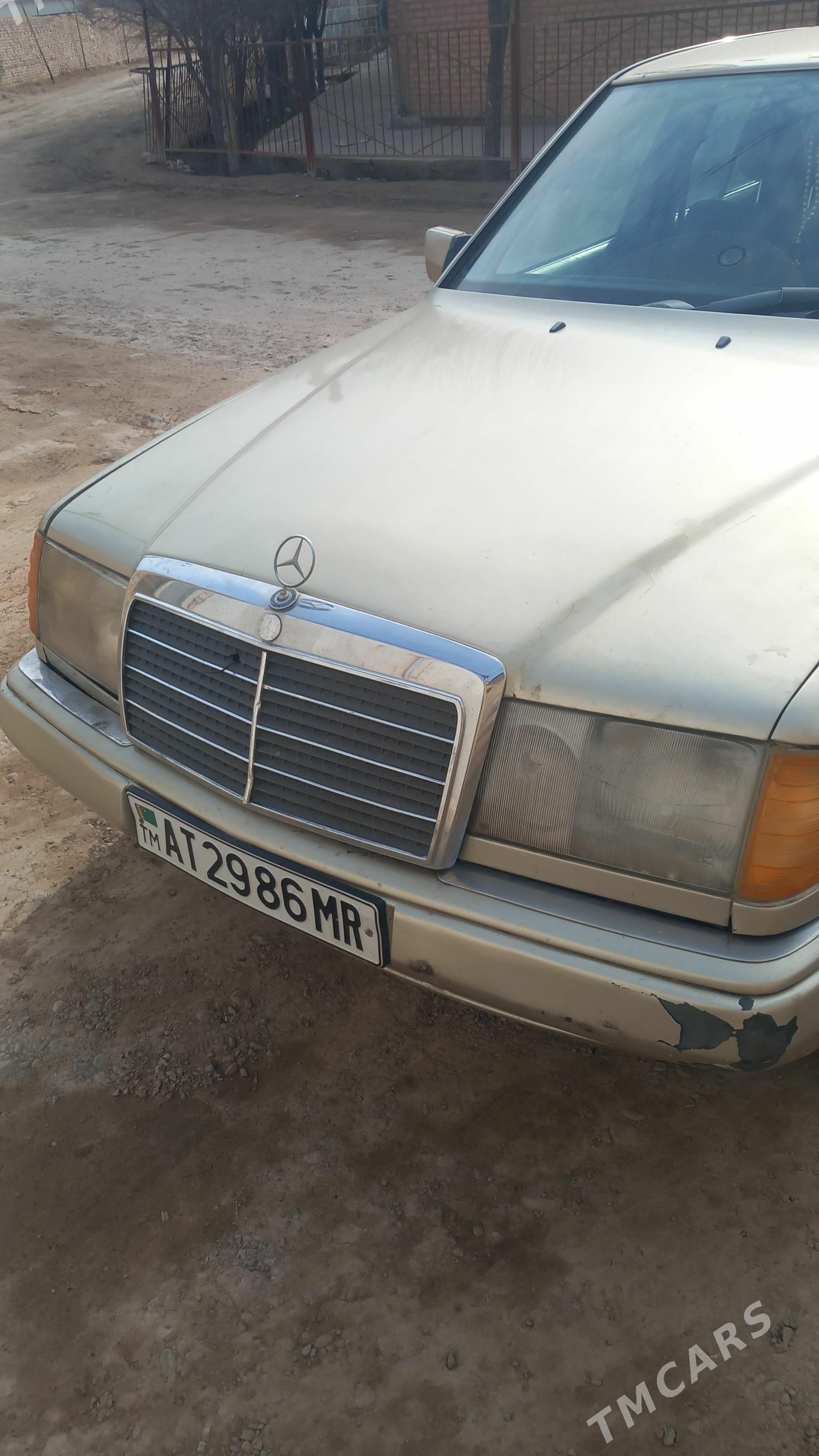 Mercedes-Benz 230E 1991 - 25 000 TMT - Murgap - img 1