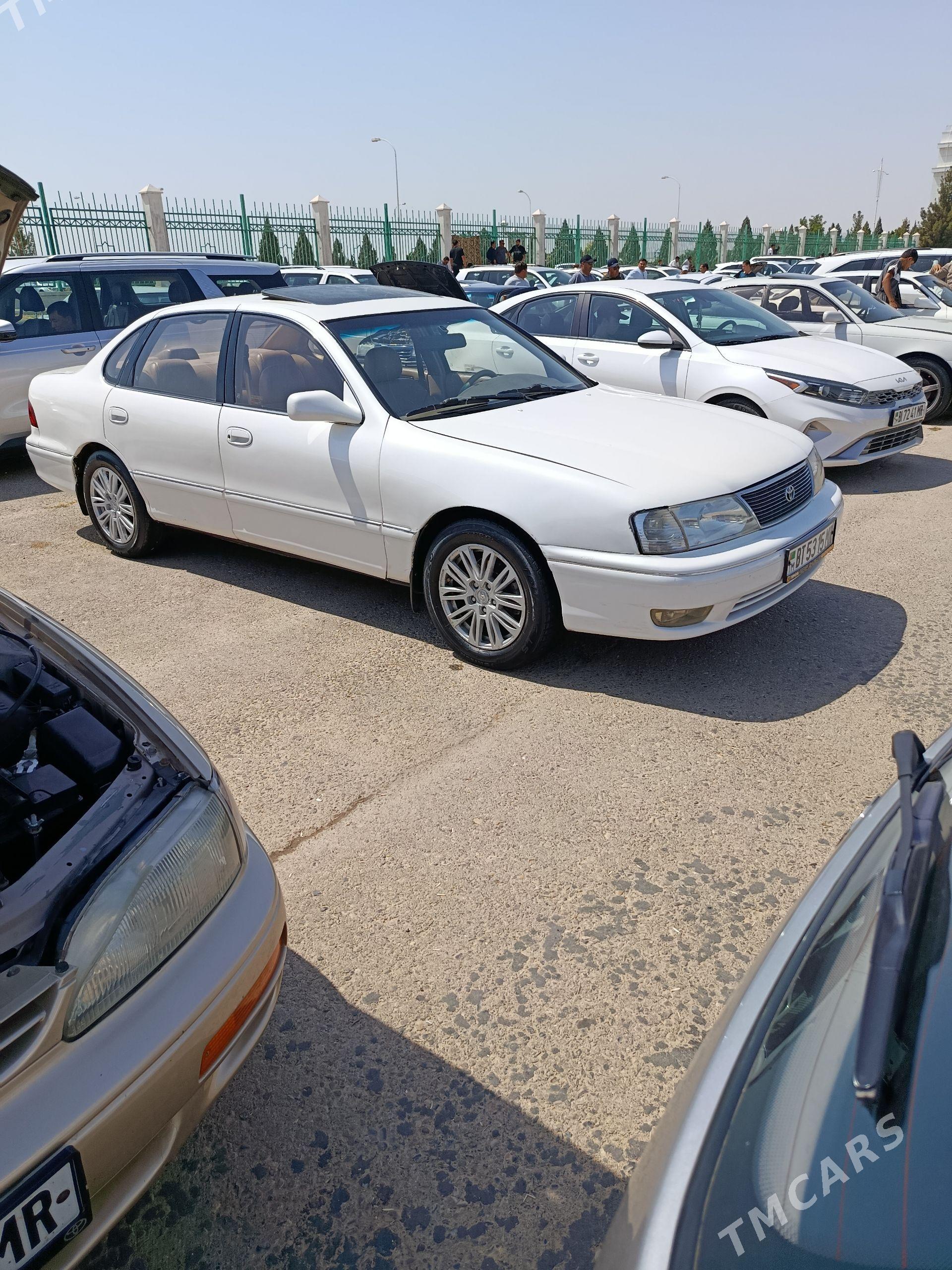 Toyota Avalon 1996 - 126 000 TMT - Мары - img 1