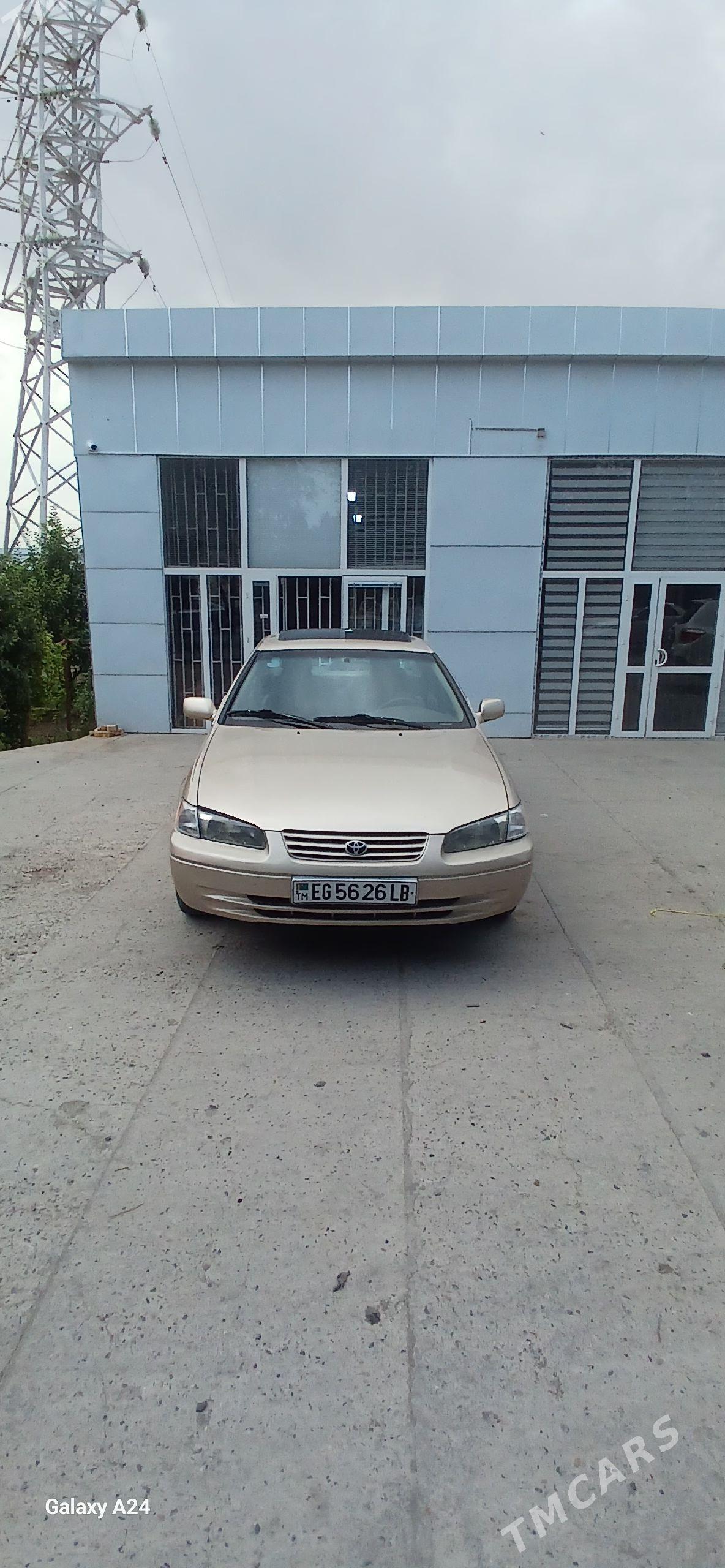 Toyota Camry 1997 - 150 000 TMT - Saýat - img 1