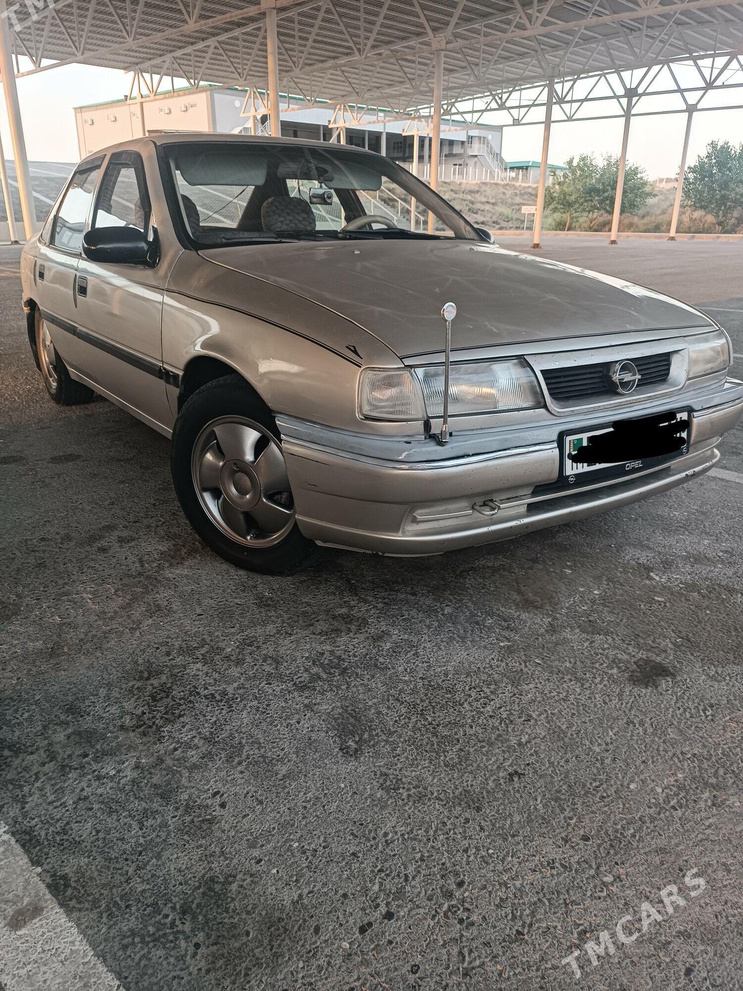 Opel Vectra 1992 - 46 000 TMT - Bäherden - img 1