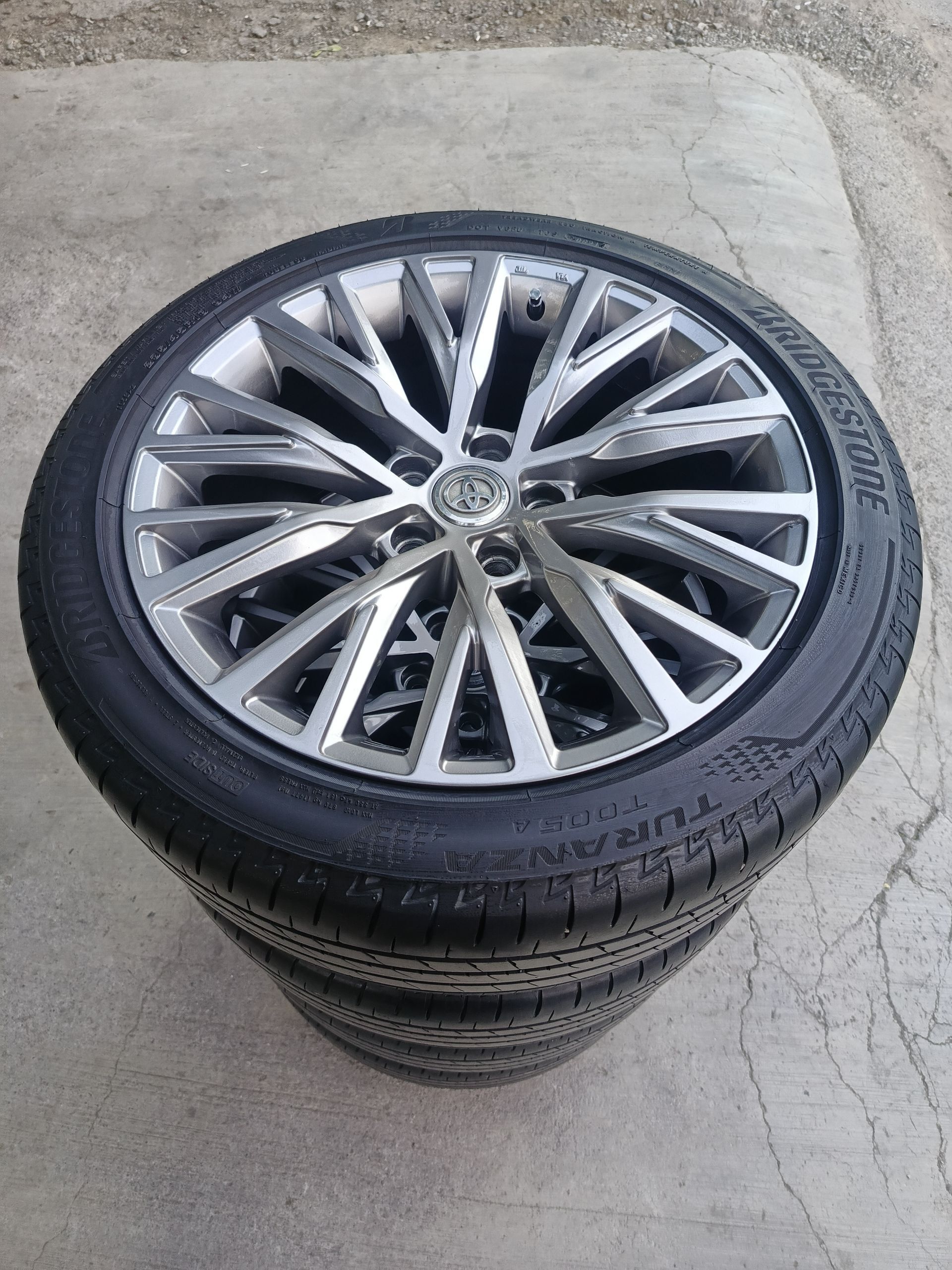 Camry disge pakrysga 18 5 000 TMT - Bedew - img 1