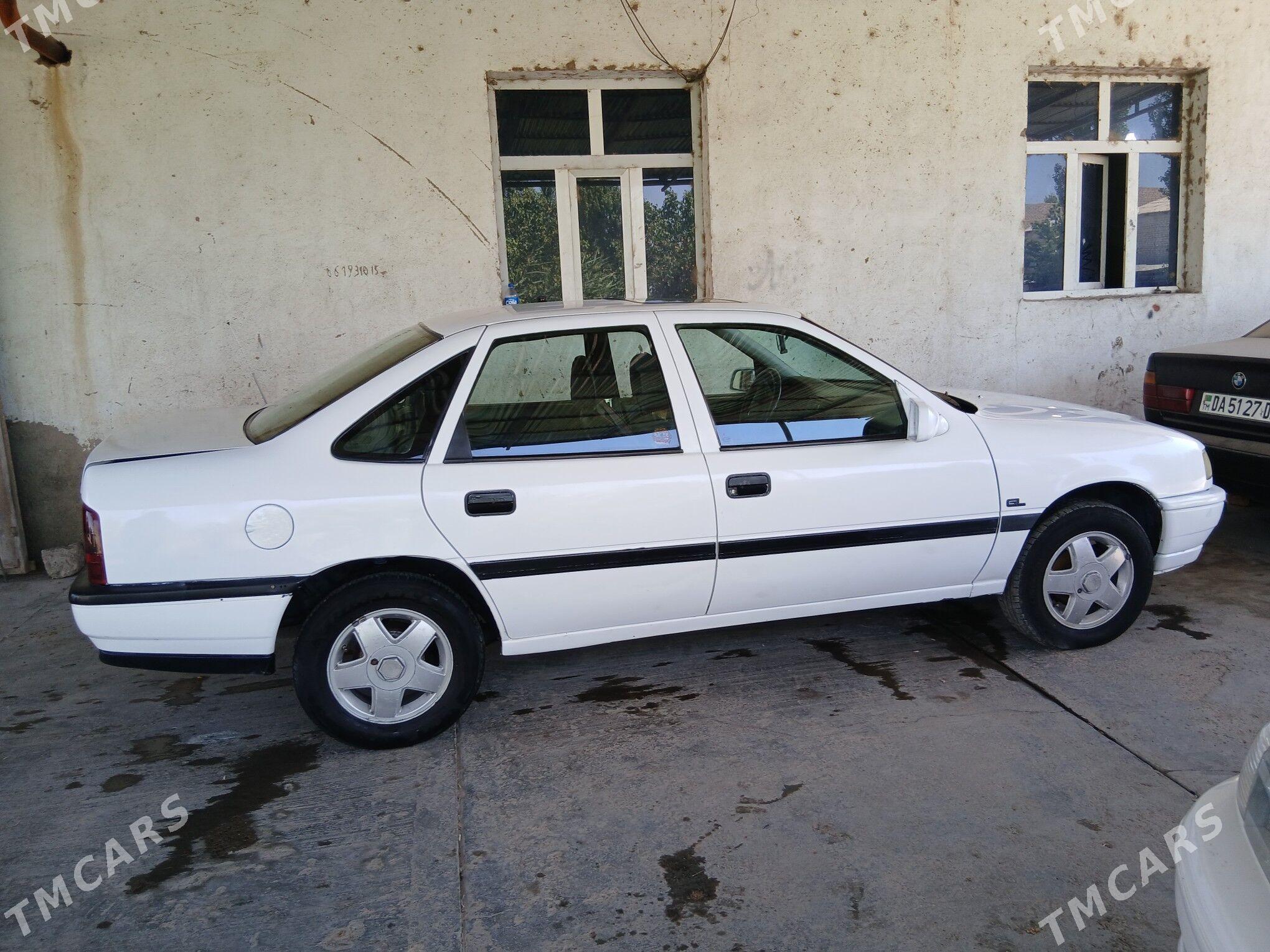 Opel Vectra 1992 - 40 000 TMT - Boldumsaz - img 1