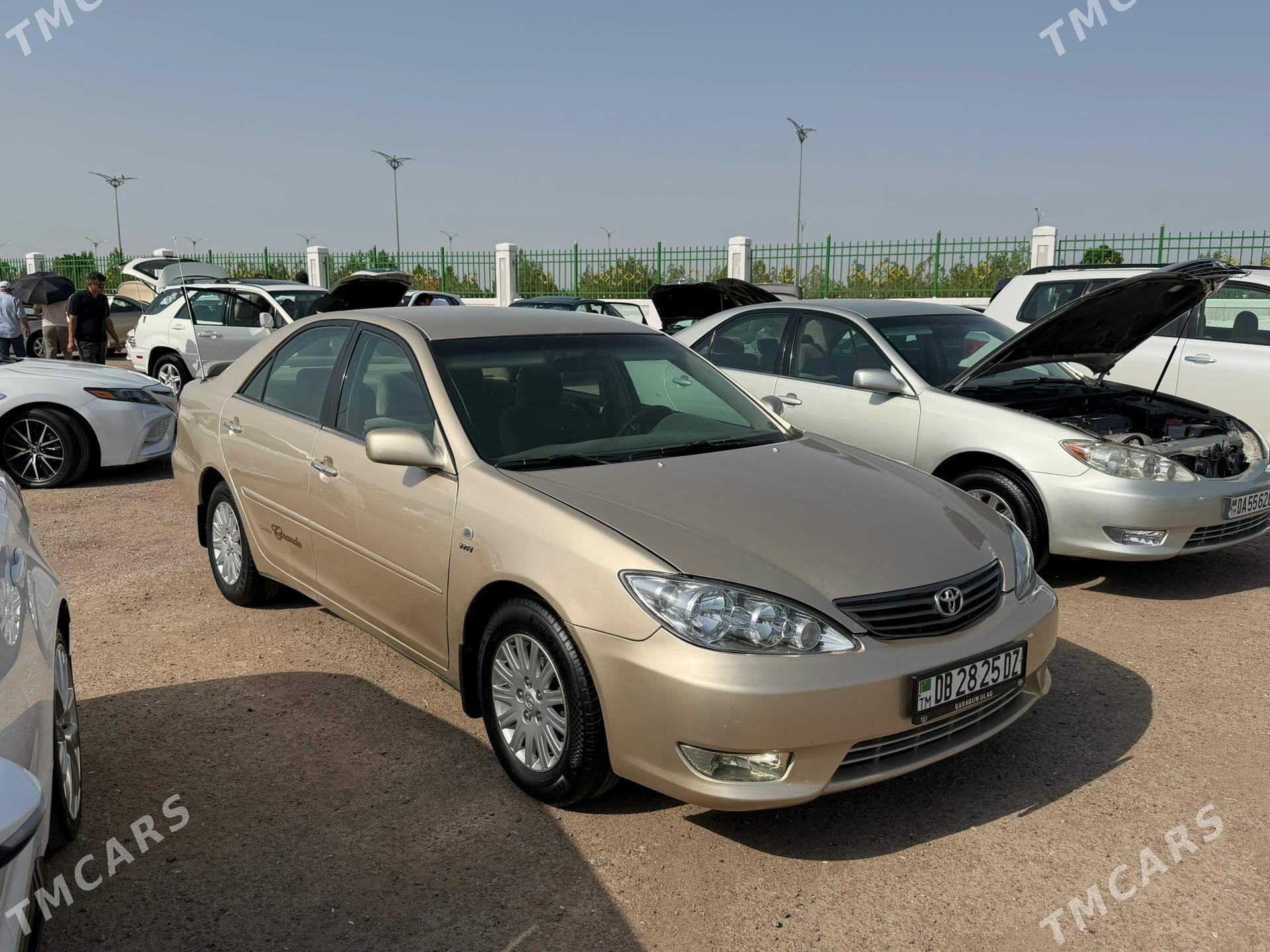 Toyota Camry 2003 - 190 000 TMT - Köneürgenç - img 1