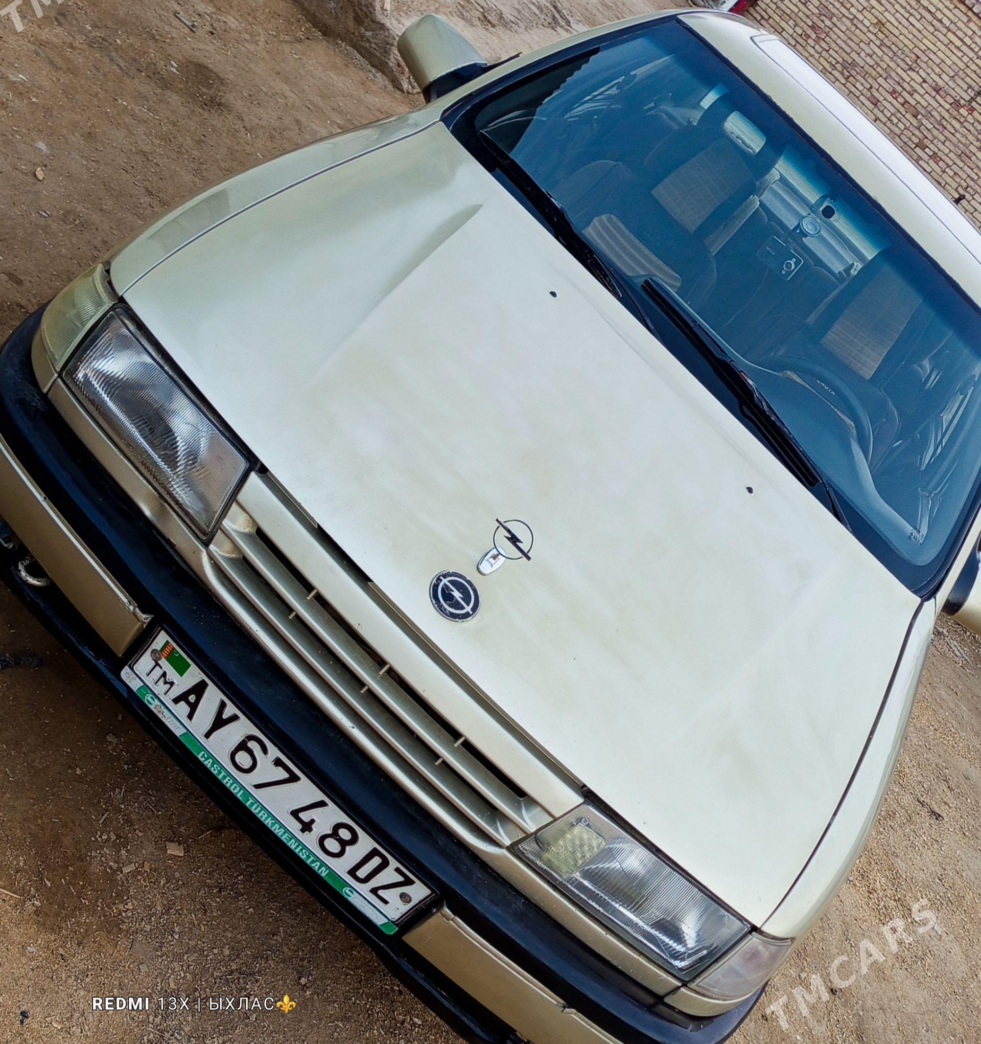 Opel Vectra 1990 - 30 000 TMT - Boldumsaz - img 1