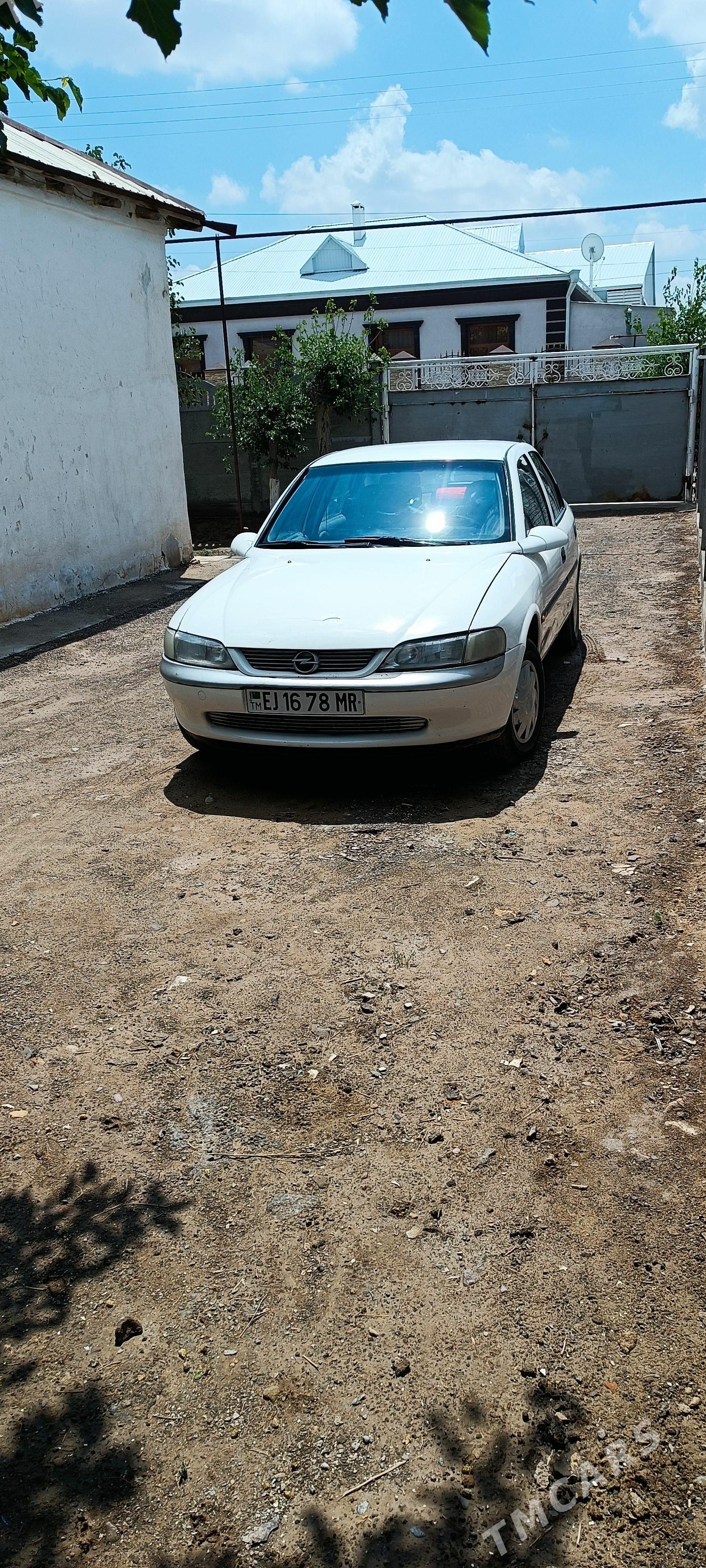 Opel Vectra 1998 - 46 000 TMT - Murgap - img 1