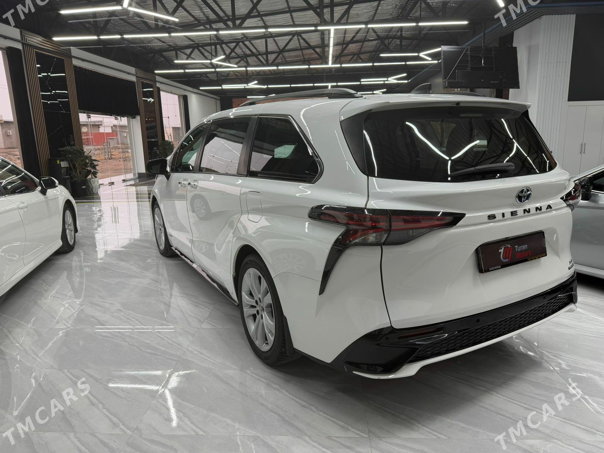 Toyota Sienna 2021 - 560 000 TMT - Daşoguz - img 1