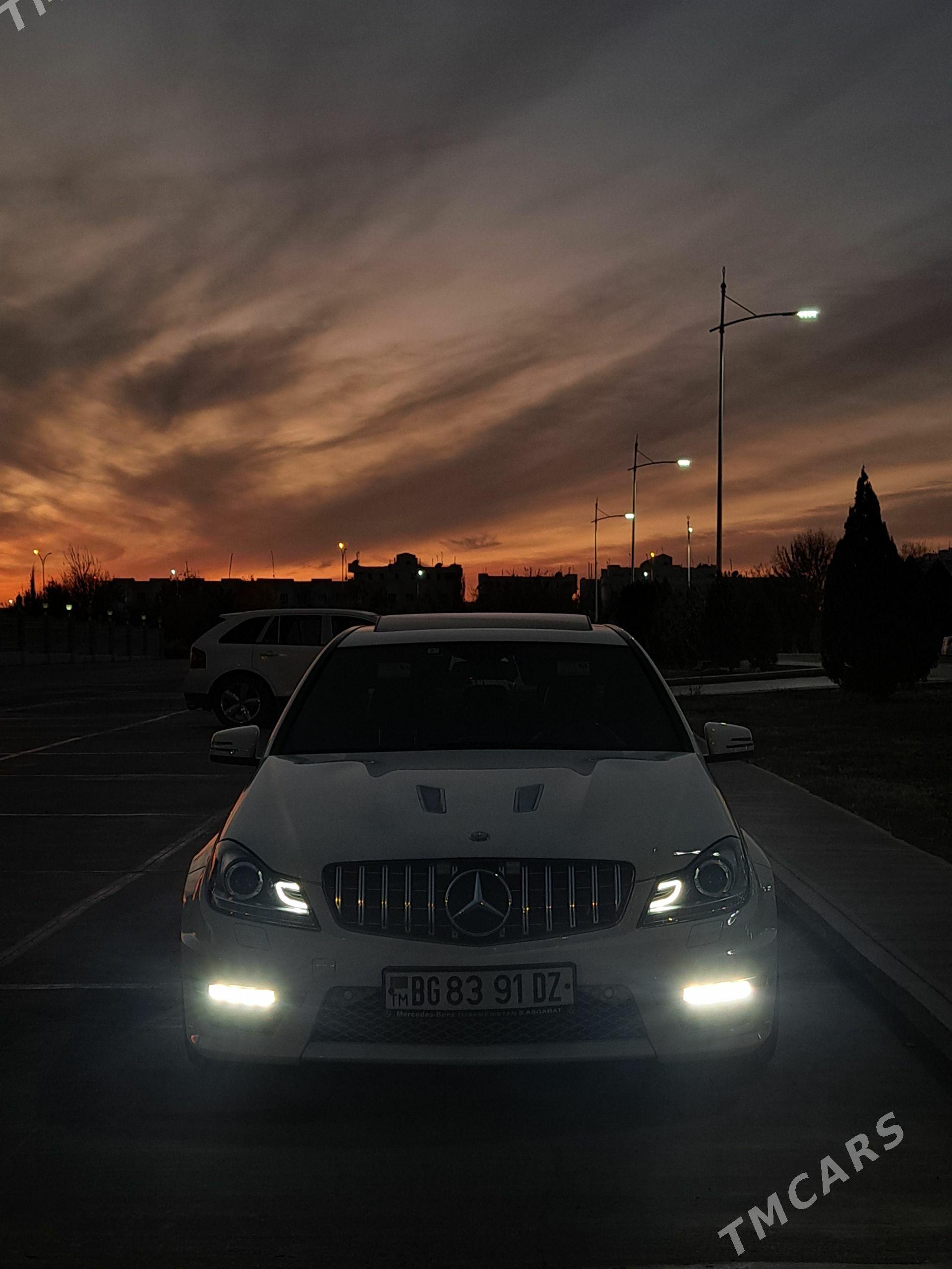 Mercedes-Benz C250 2013 - 260 000 TMT - Daşoguz - img 1