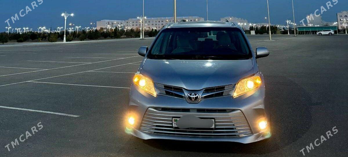 Toyota Sienna 2020 - 425 000 TMT - Чоганлы - img 1