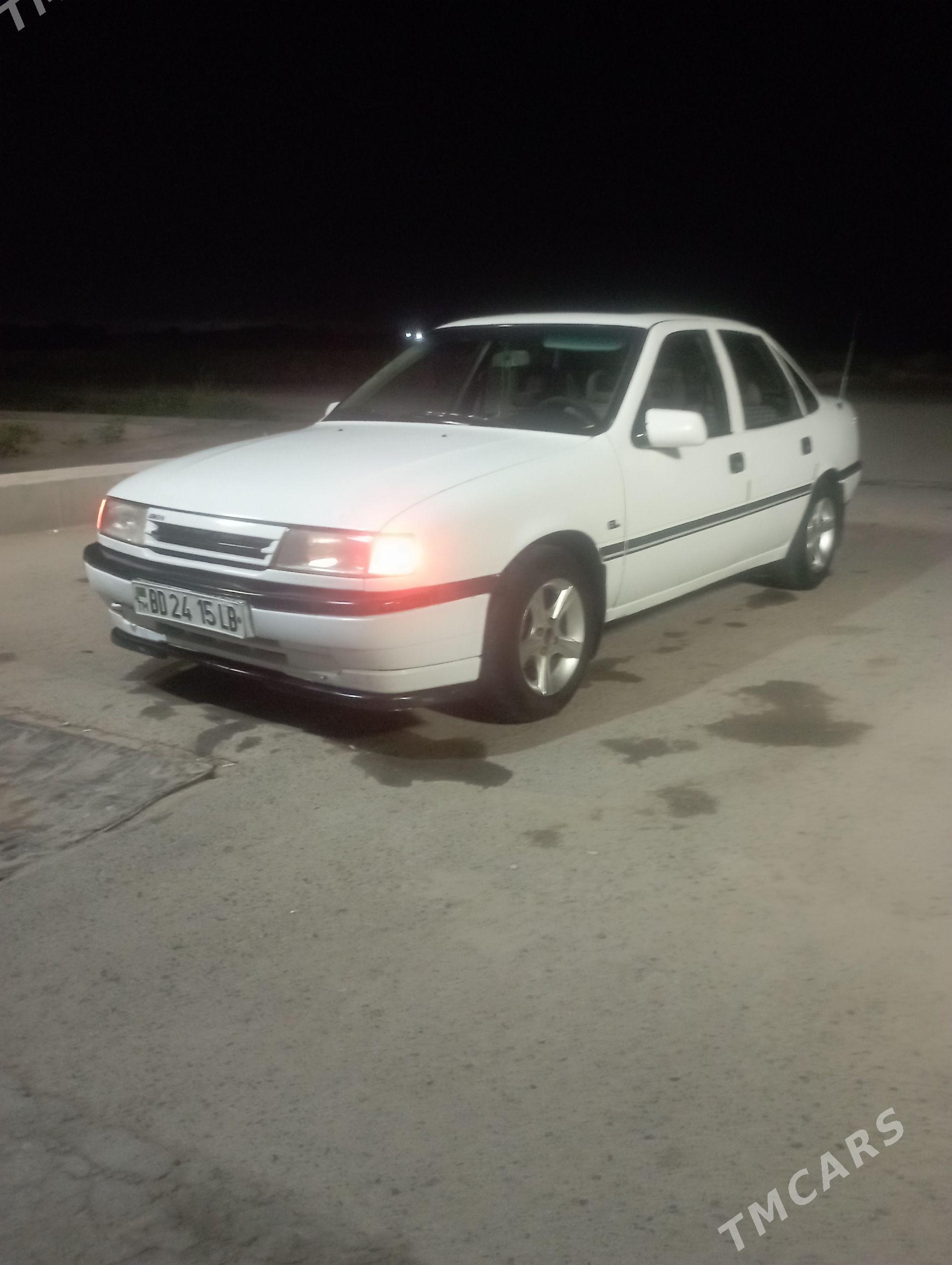 Opel Vectra 1991 - 36 000 TMT - Farap - img 1
