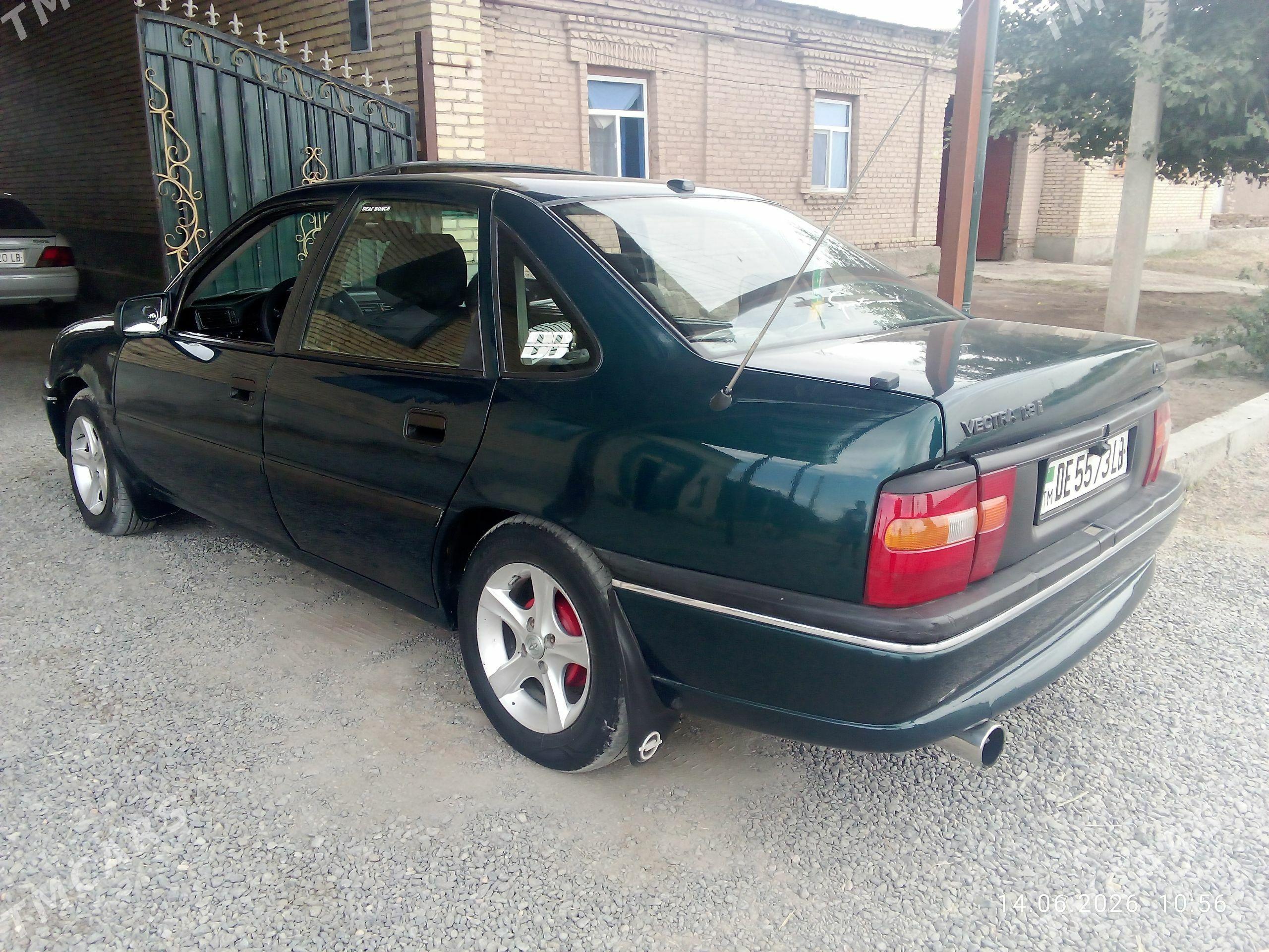 Opel Vectra 1995 - 54 000 TMT - Çärjew - img 1