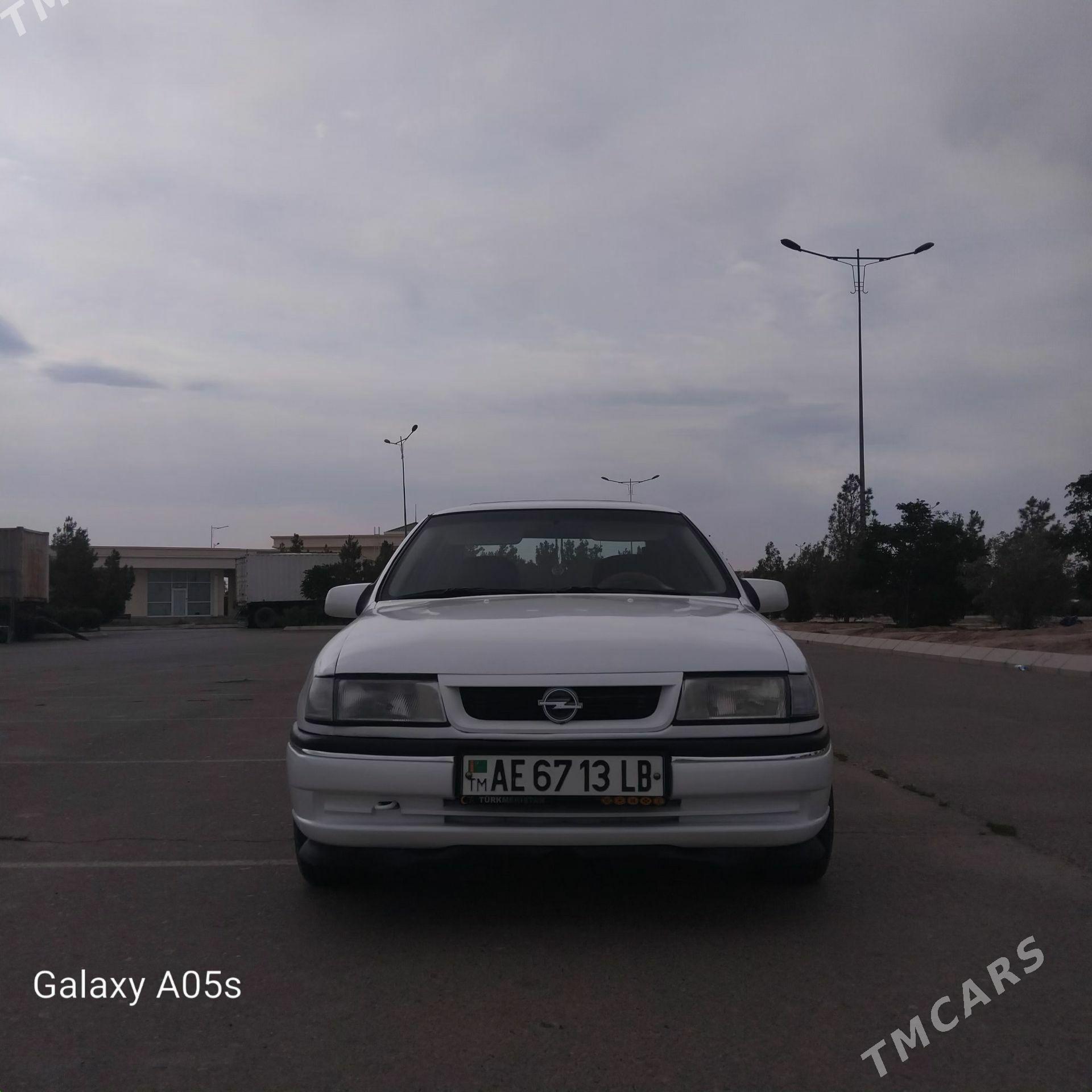Opel Vectra 1994 - 55 000 TMT - Çärjew - img 1