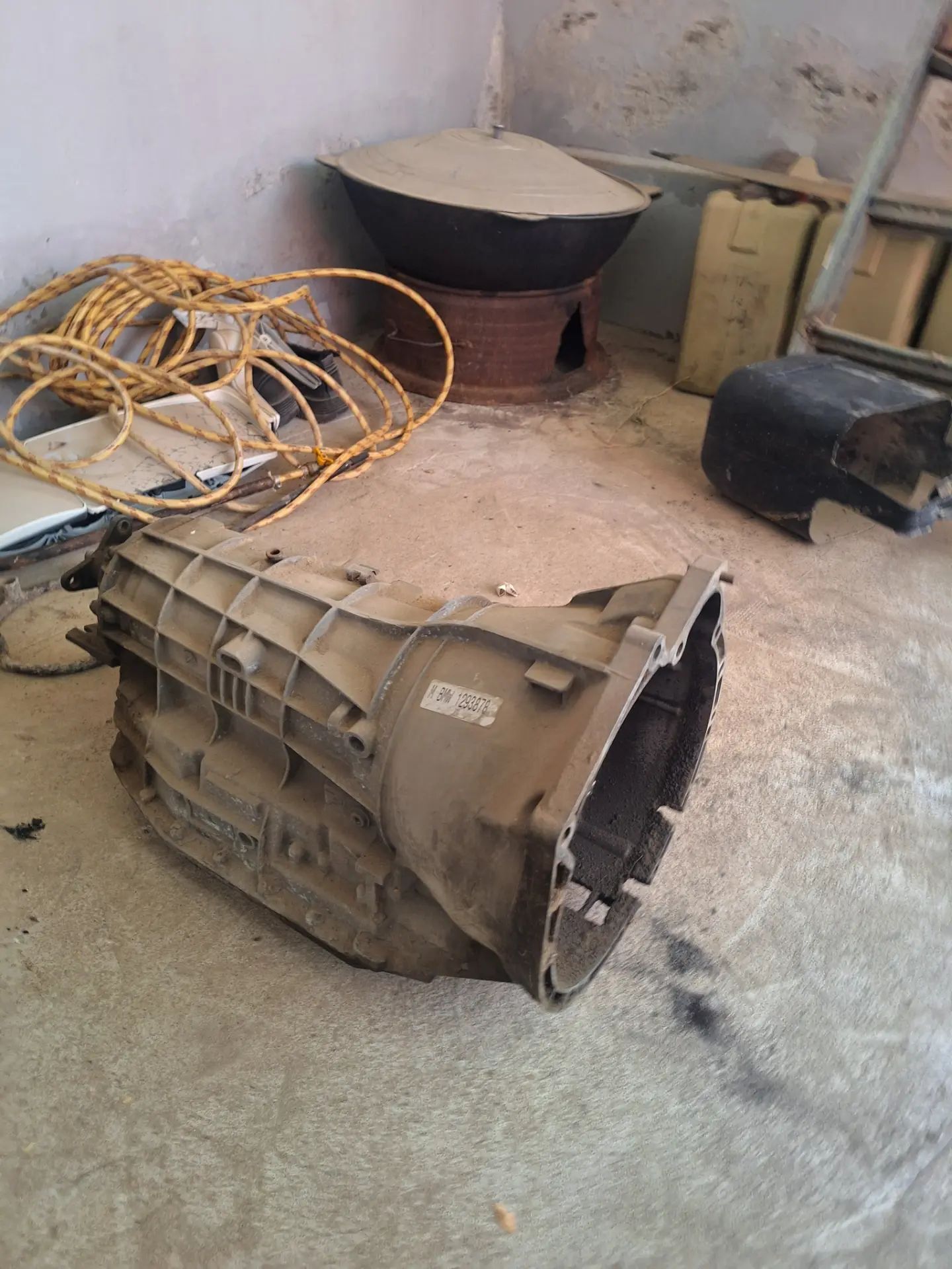 5lik bmw karopka 4 000 TMT - Balkanabat - img 1