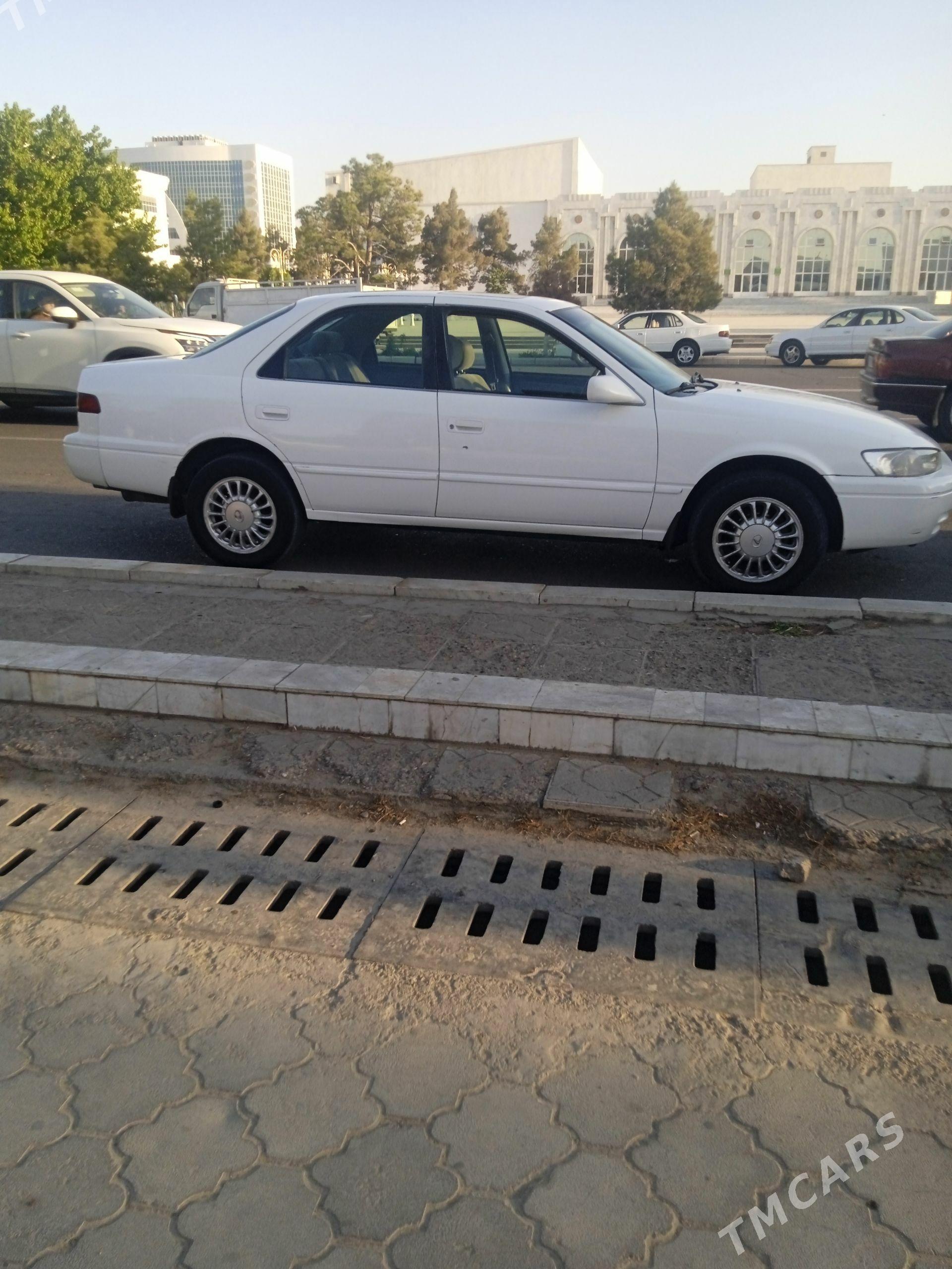 Toyota Camry 1998 - 139 000 TMT - Ýolöten - img 1