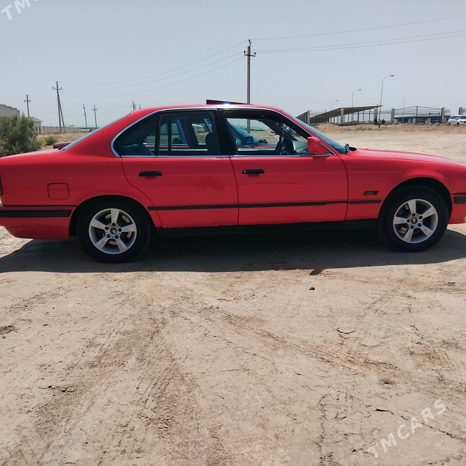 BMW 5 Series 1989 - 65 000 TMT - Mary - img 1