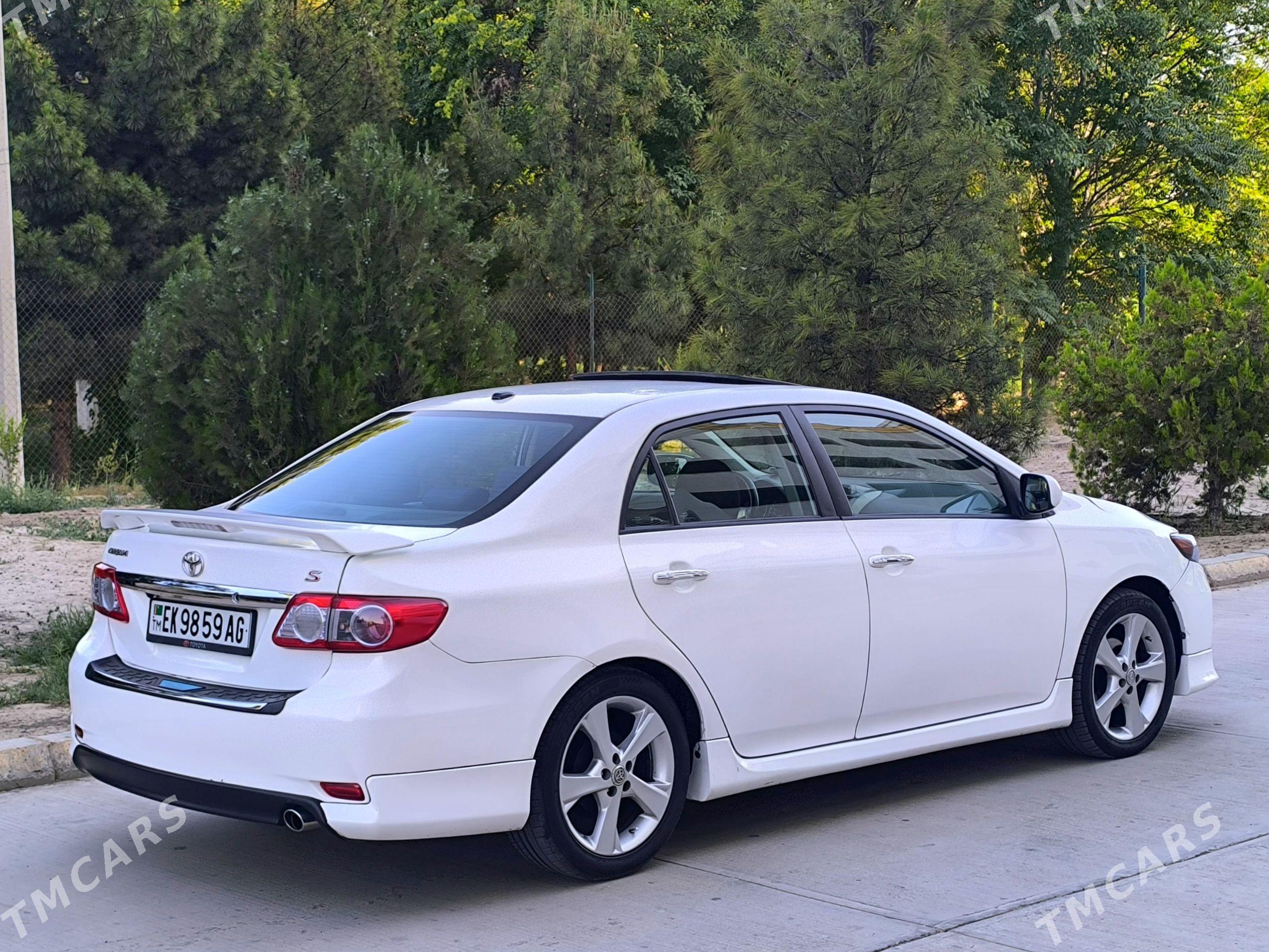 Toyota Corolla 2013 - 185 000 TMT - Ашхабад - img 1