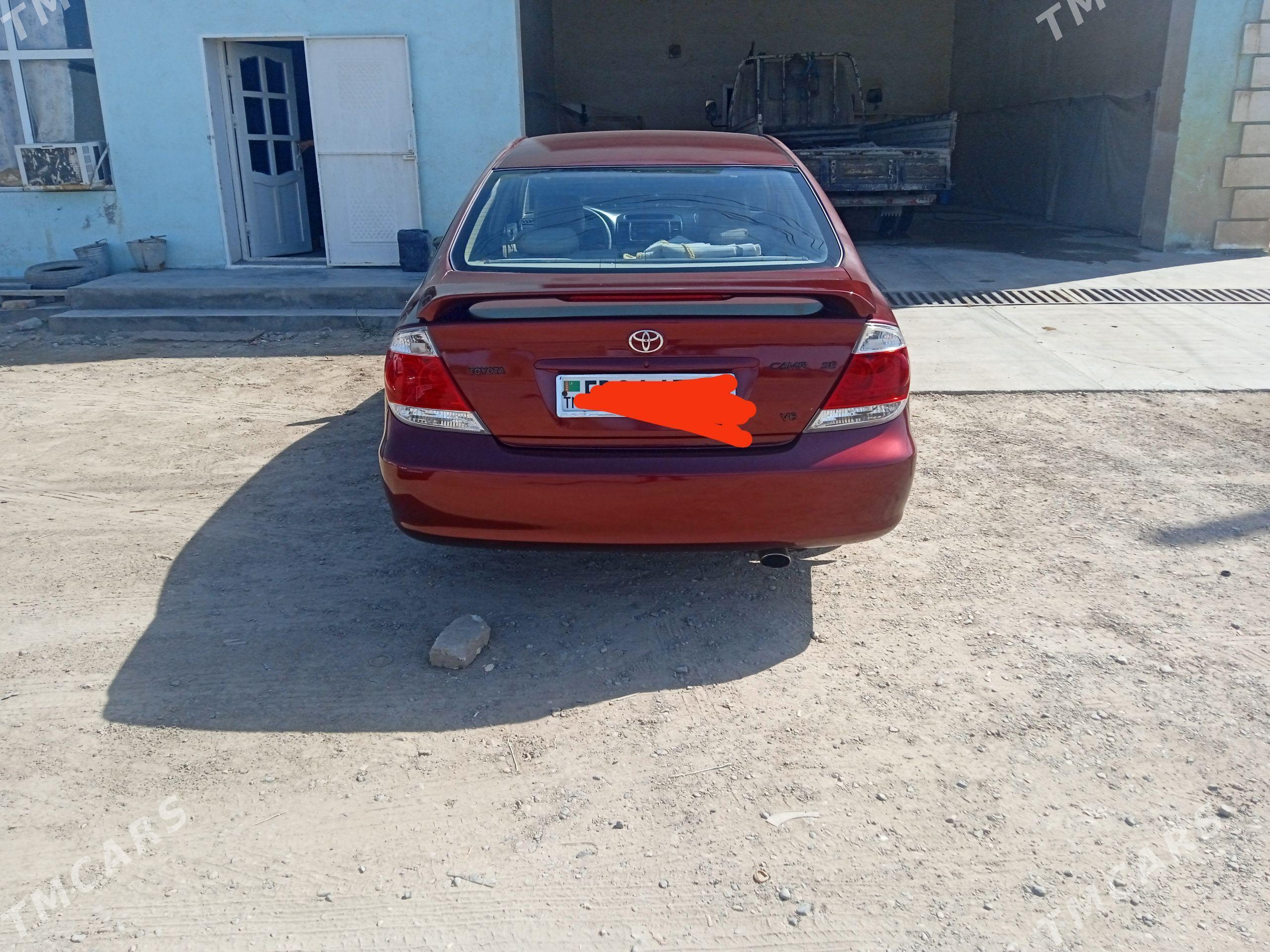 Toyota Camry 2003 - 200 000 TMT - Мургап - img 1