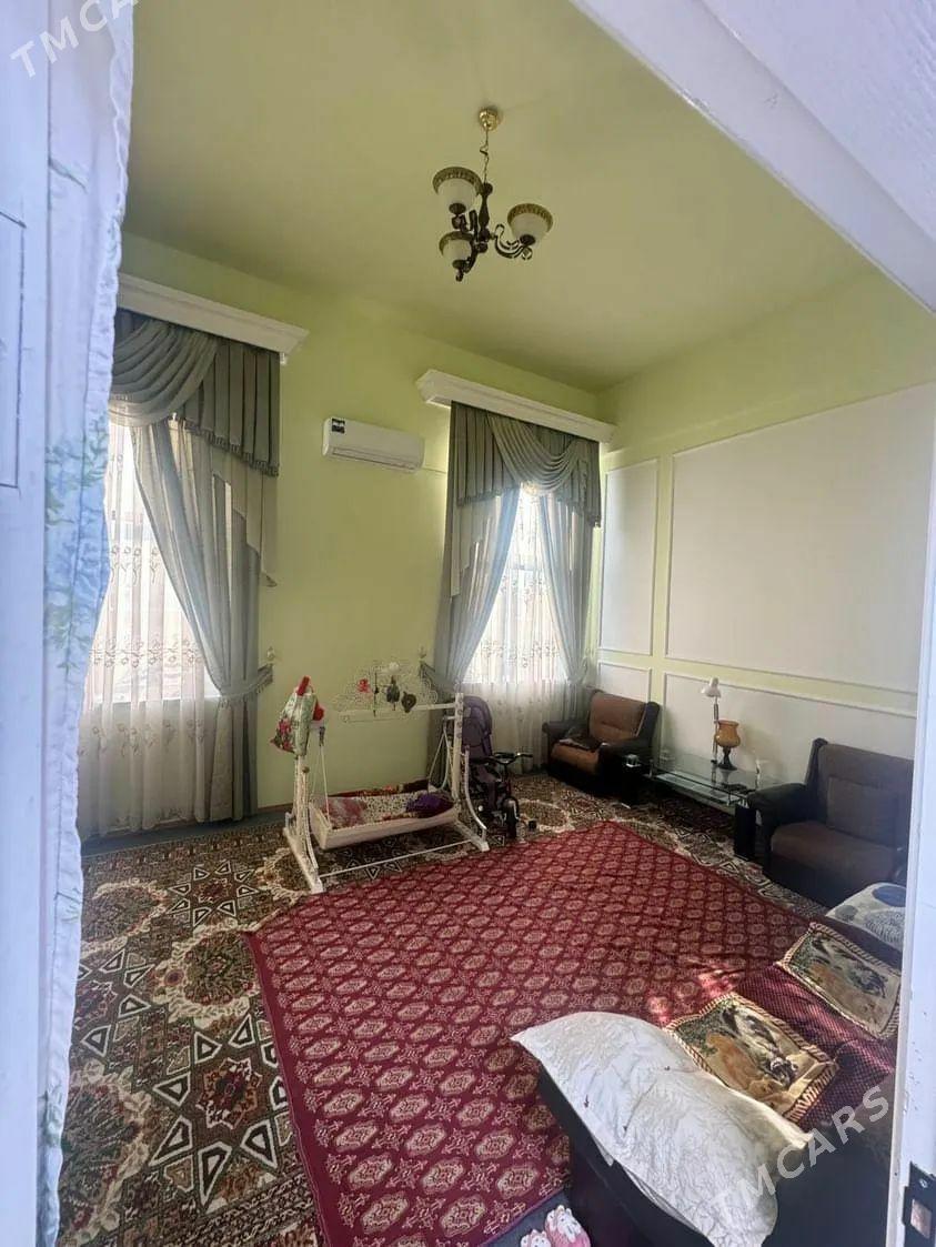 Emlak - Podwoýski köç. (Bitarap Türkmenistan şaýoly) - img 1