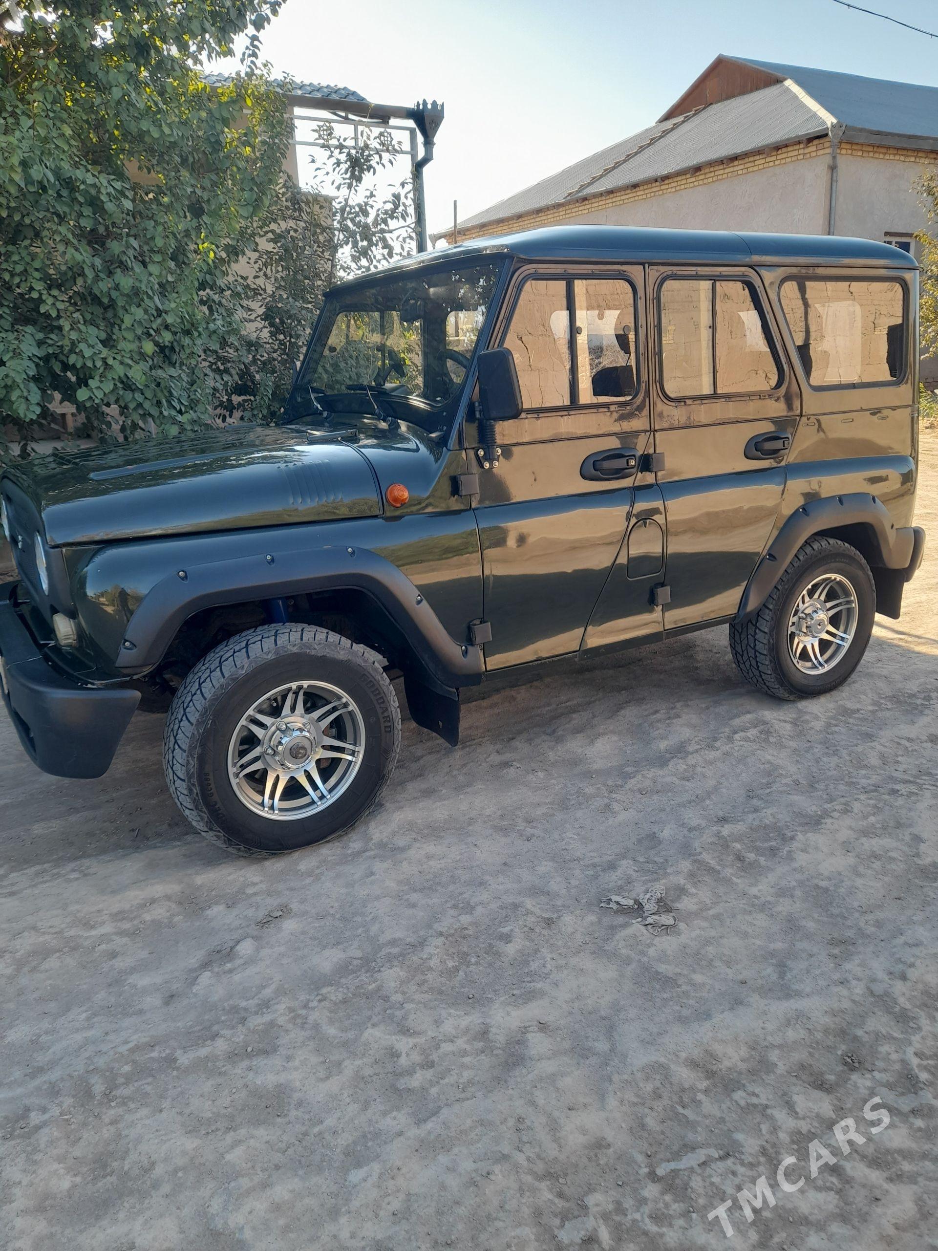 UAZ 469 2005 - 100 000 TMT - Gurbansoltan Eje - img 1