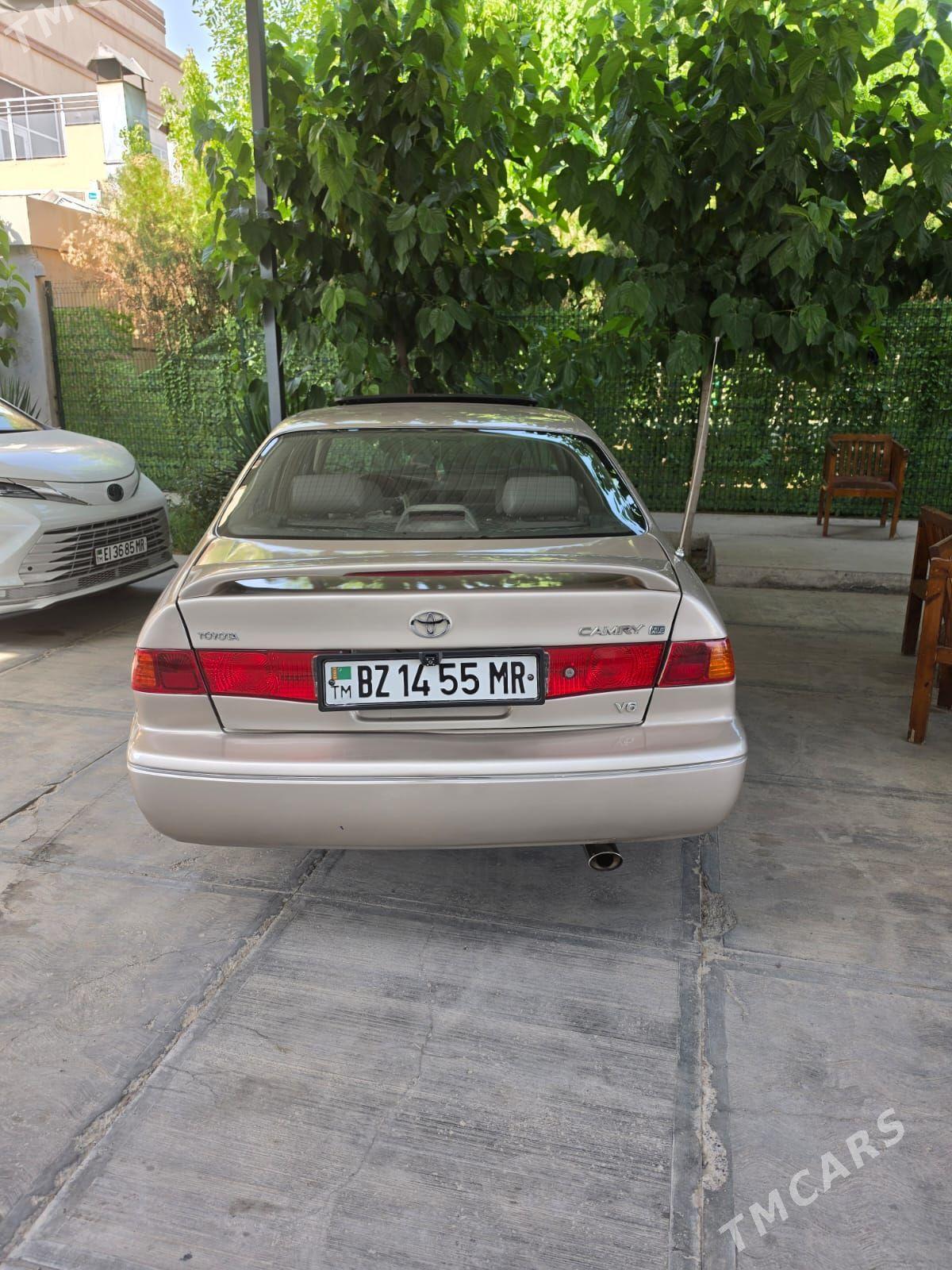 Toyota Camry 1999 - 190 000 TMT - Мары - img 1