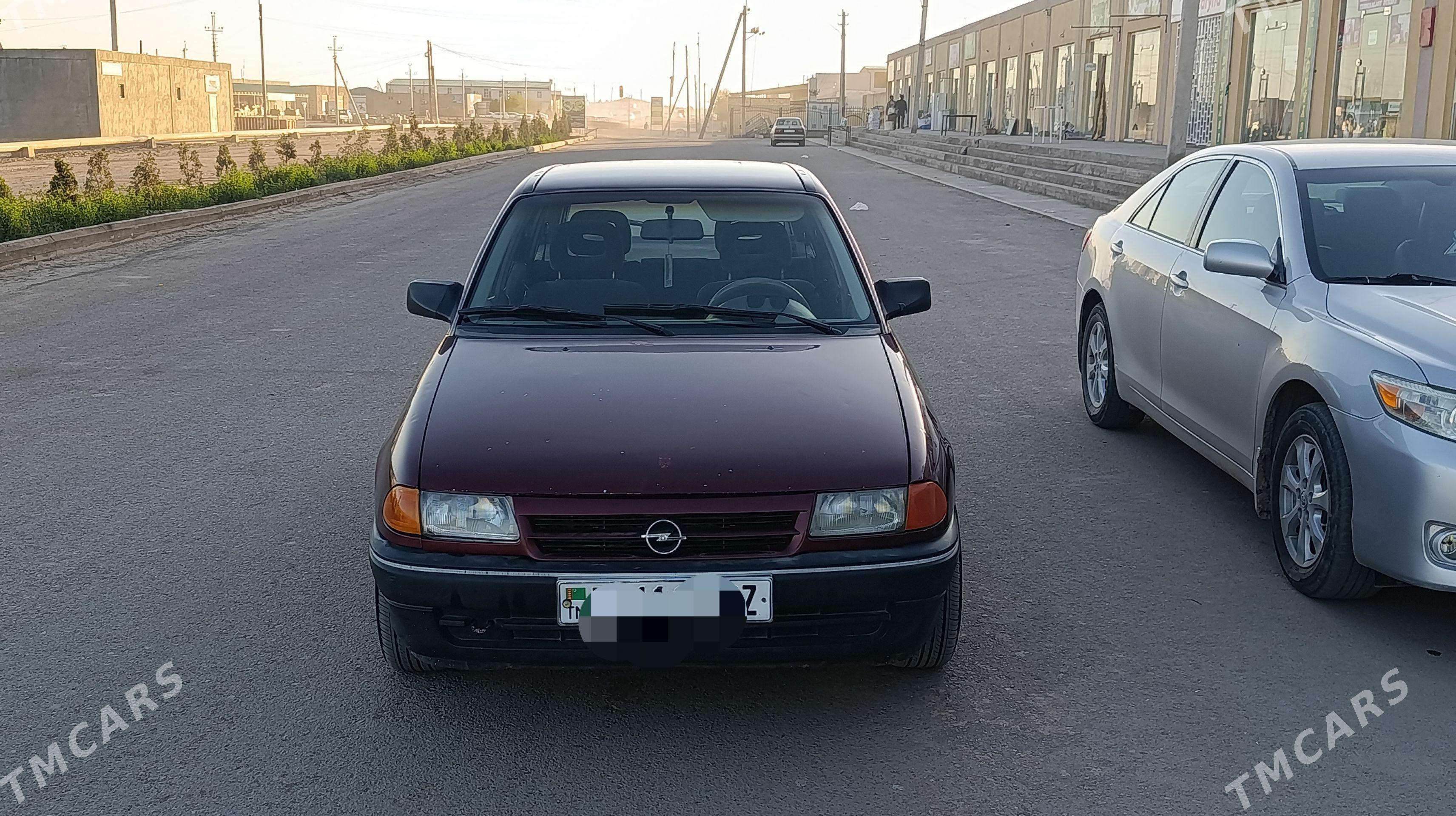 Opel Astra 1992 - 45 000 TMT - Губадаг - img 1