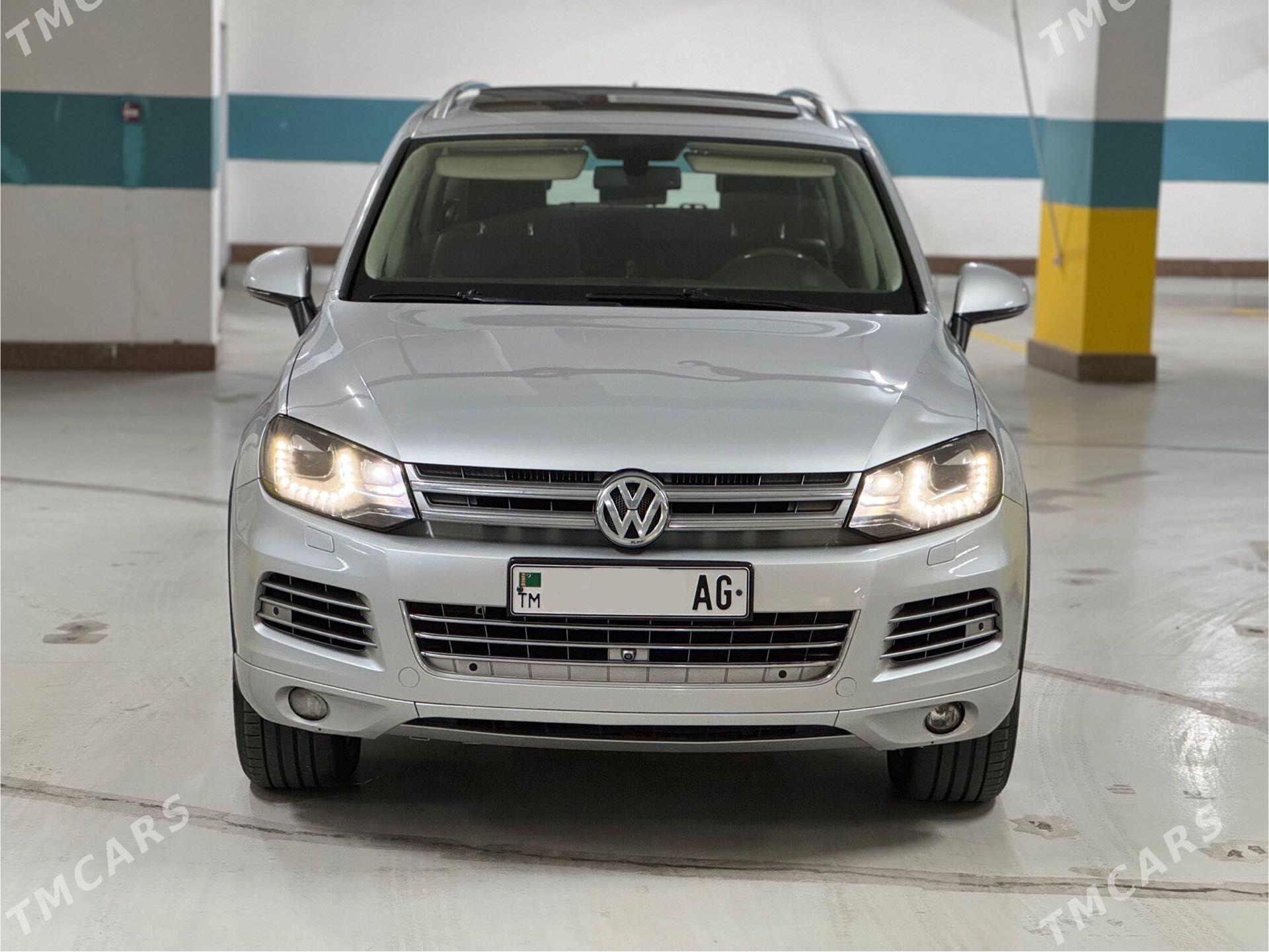 Volkswagen Touareg 2011 - 315 000 TMT - Aşgabat - img 1