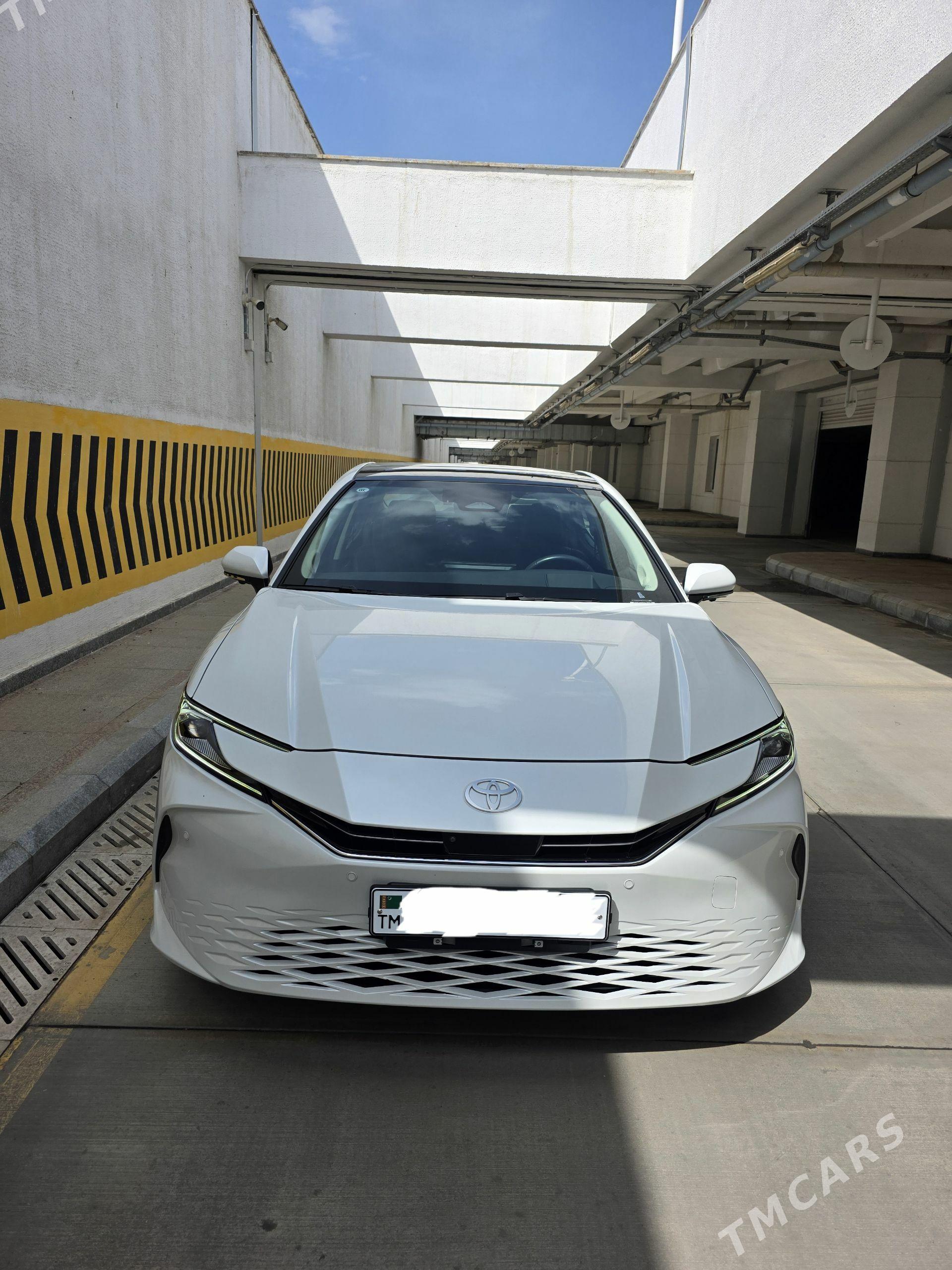 Toyota Camry 2025 - 677 000 TMT - Ашхабад - img 1