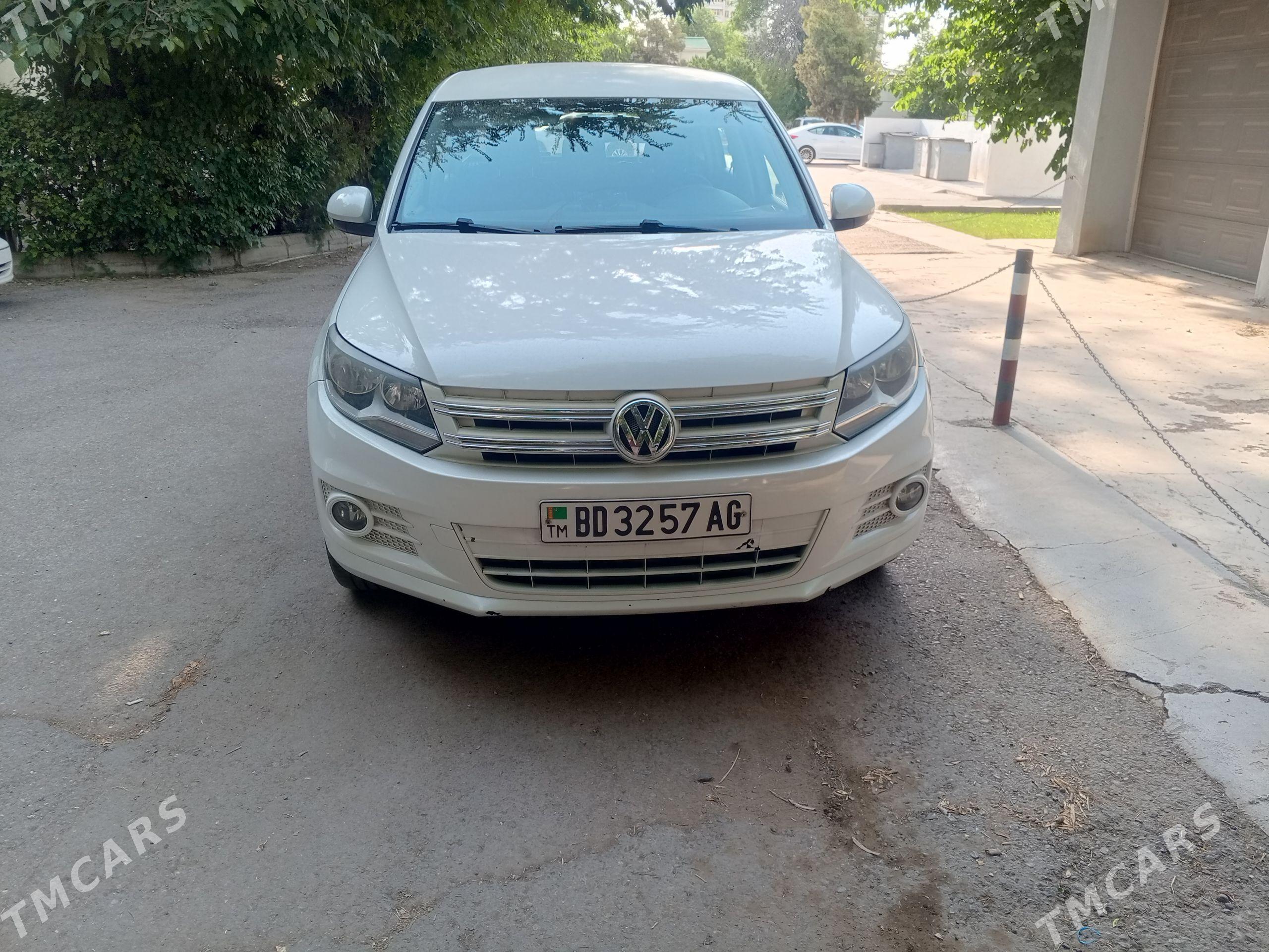 Volkswagen Tiguan 2013 - 190 000 TMT - Aşgabat - img 1