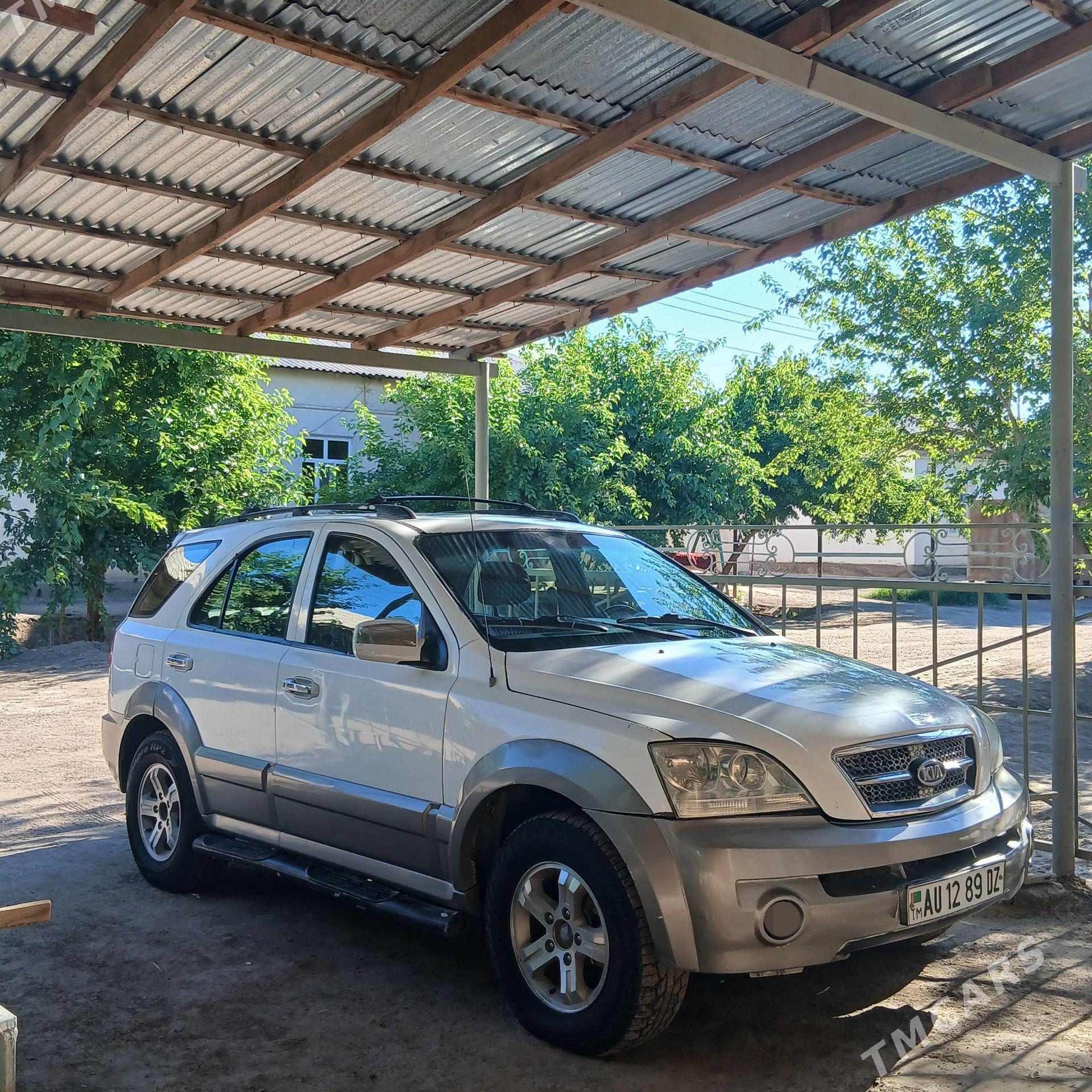 Kia Sorento 2003 - 110 000 TMT - Дашогуз - img 1