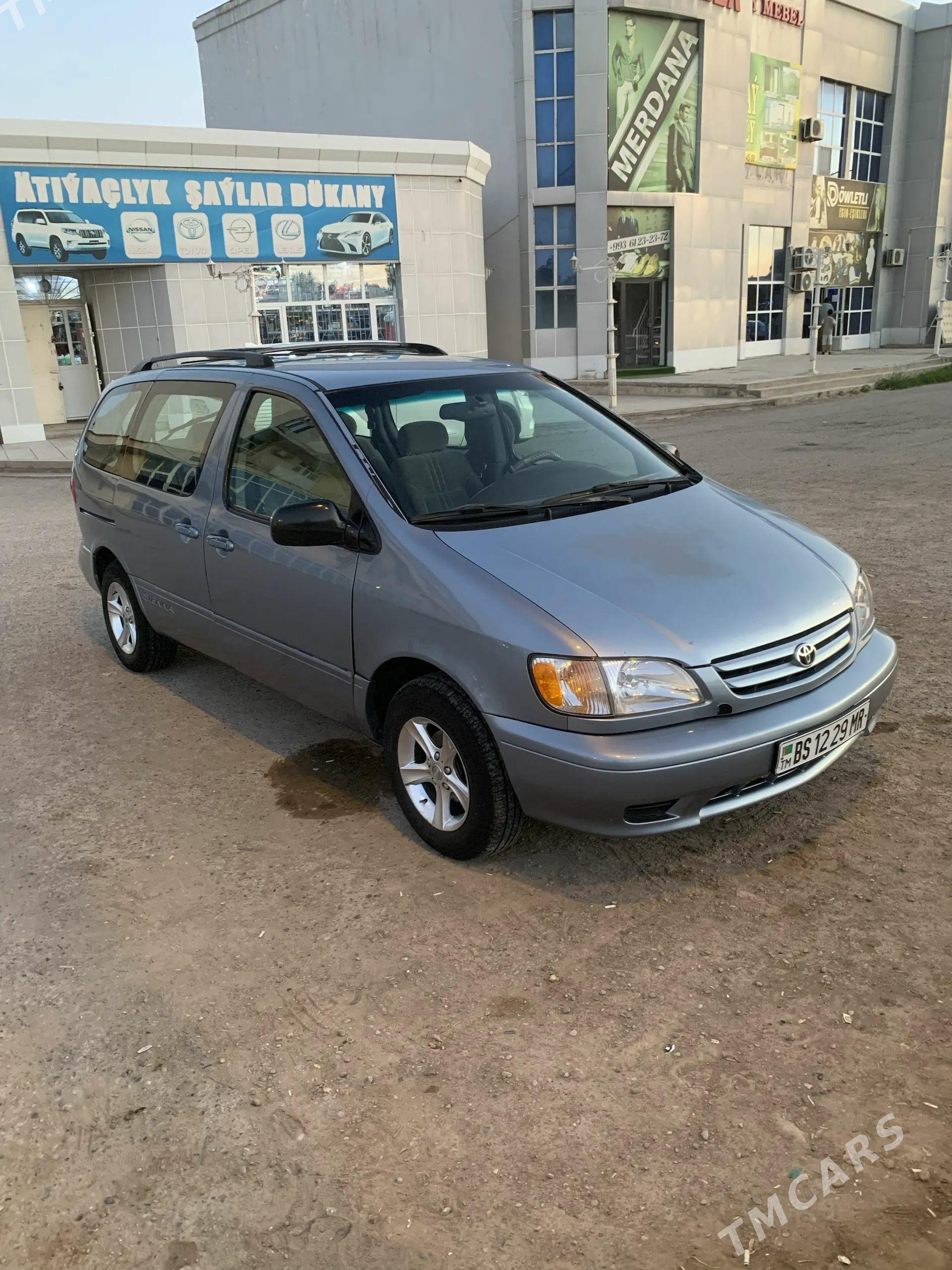 Toyota Sienna 2000 - 180 000 TMT - Байрамали - img 1
