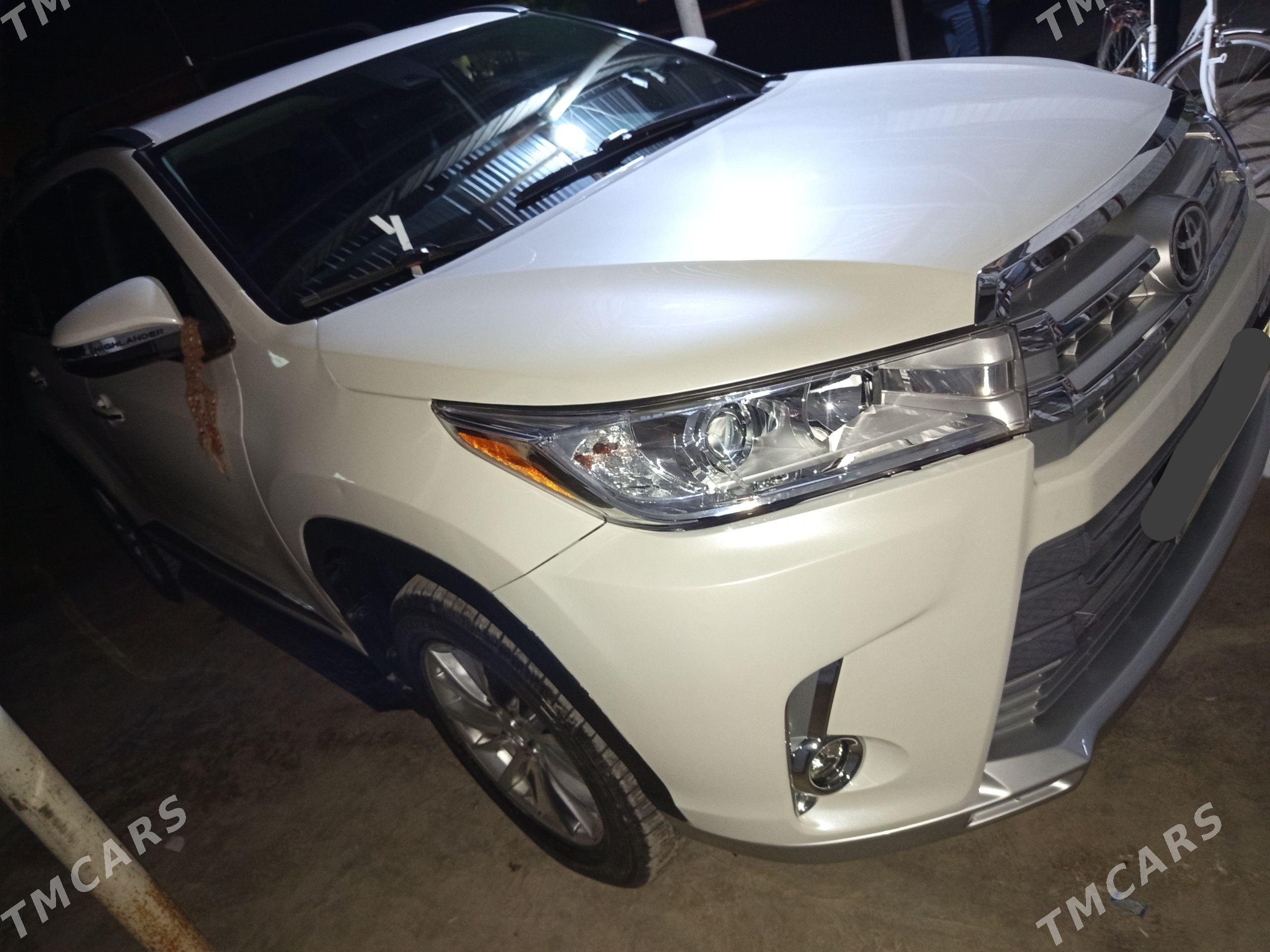 Toyota Highlander 2019 - 460 000 TMT - Кёнеургенч - img 1