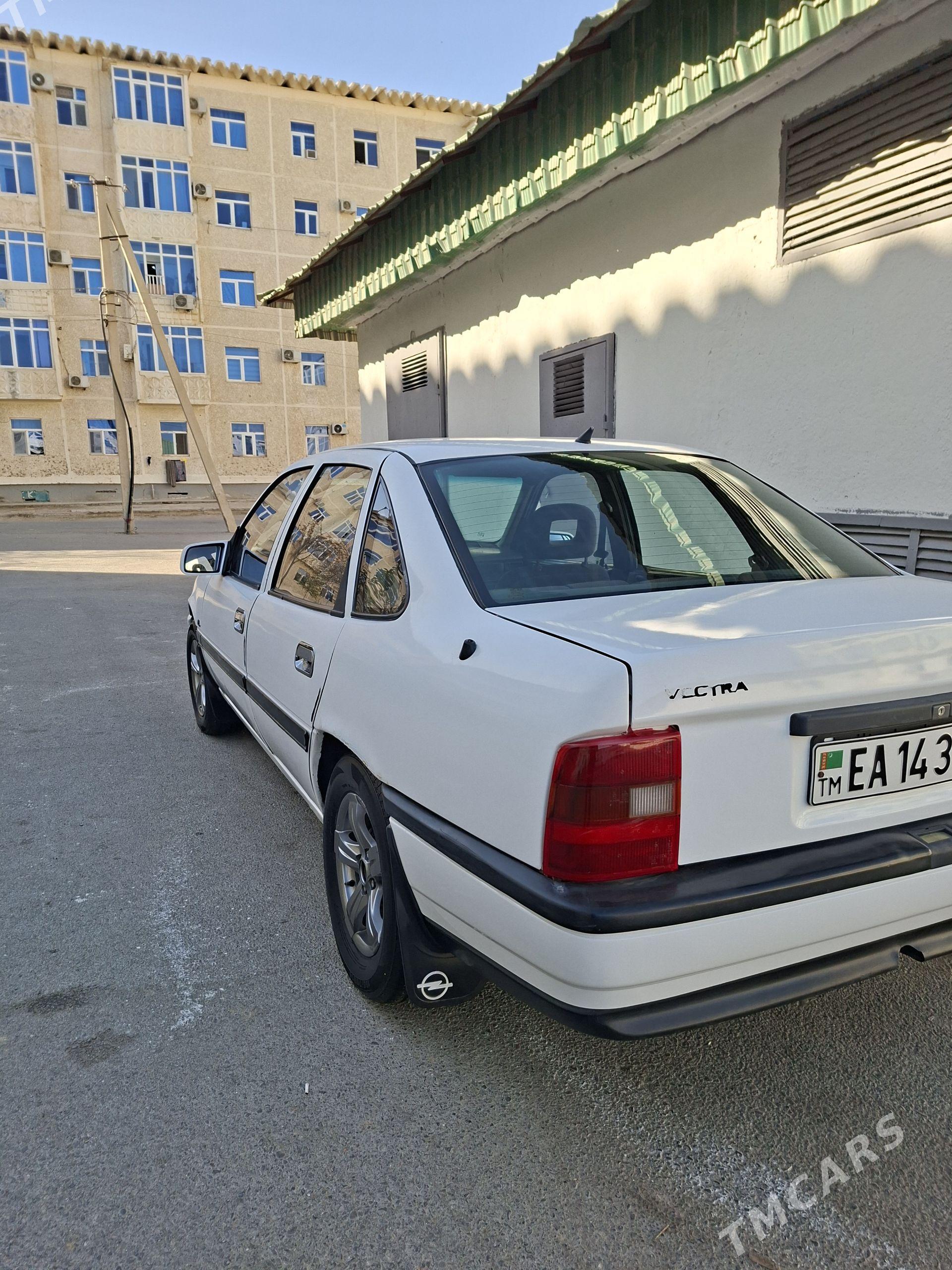 Opel Vectra 1992 - 40 000 TMT - Büzmeýin GRES - img 1